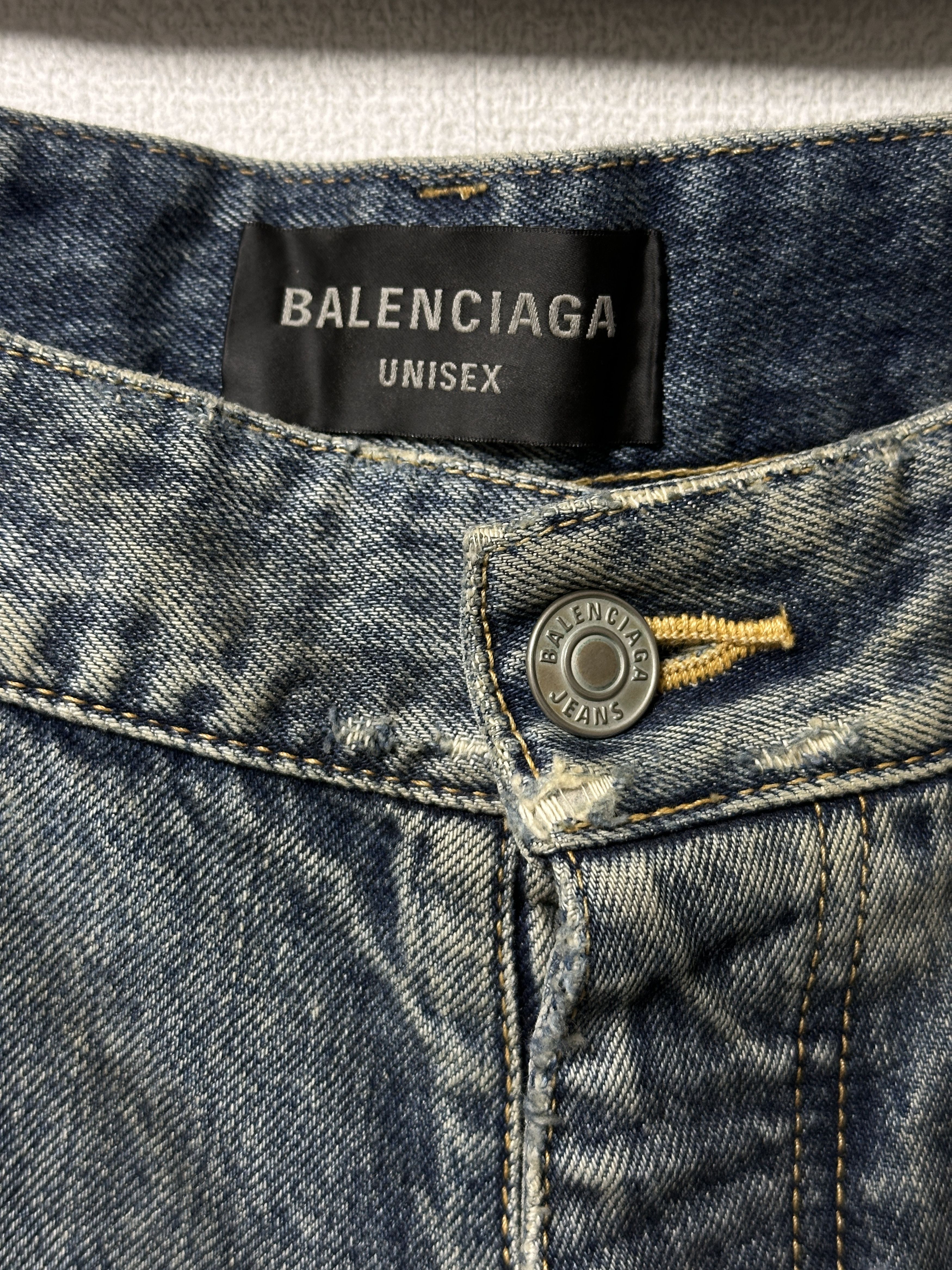 Balenciaga Balenciaga "Mud Show" Distressed Baggy Jeans Size US 32 / EU 48 - 4 Thumbnail