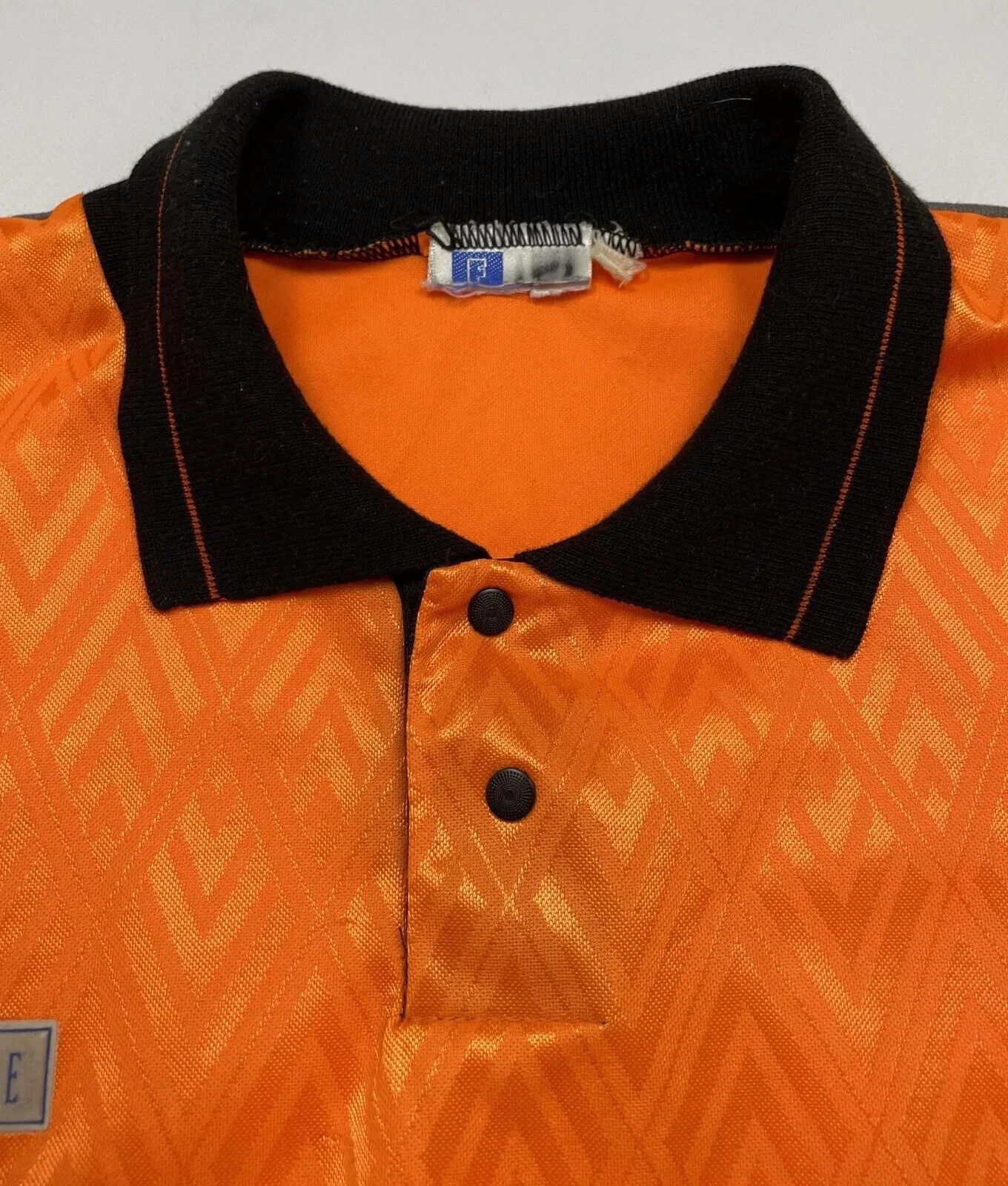 Vintage 1990s Leicester City Fox Leisure Vintage Soccer Shirt Size US L / EU 52-54 / 3 - 7 Thumbnail