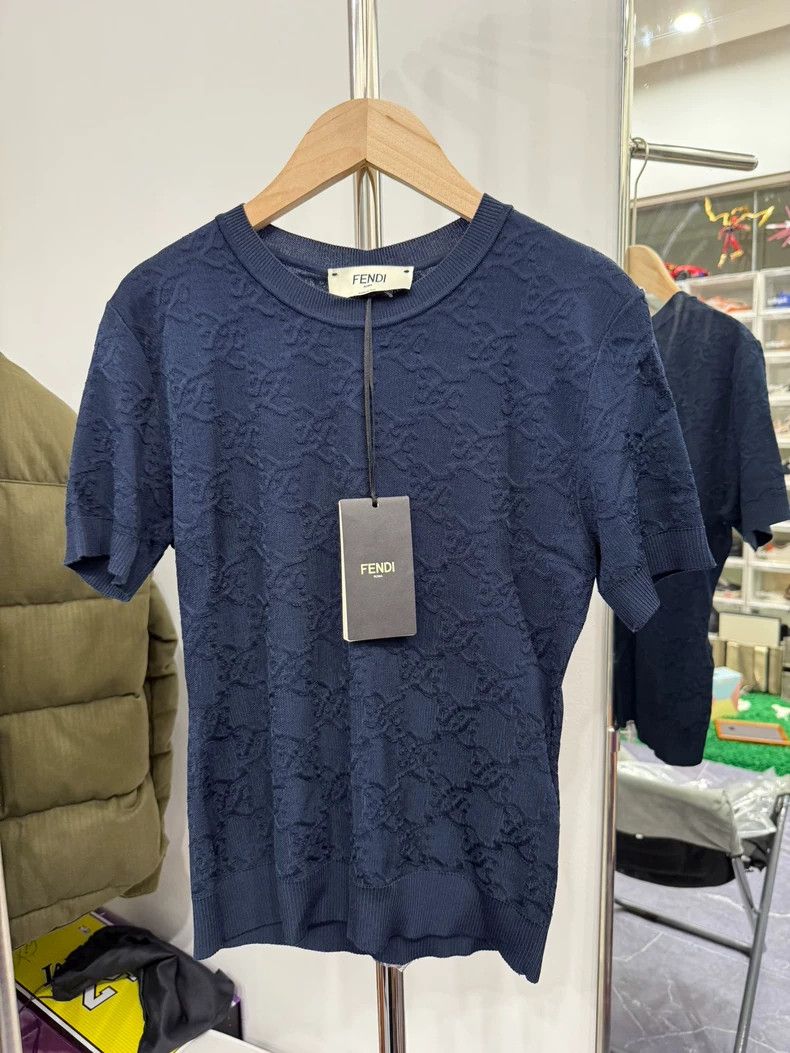 Fendi FENDI Logo Knit Short Sleeve Top - dmc Size US M / EU 48-50 / 2 - 1 Thumbnail