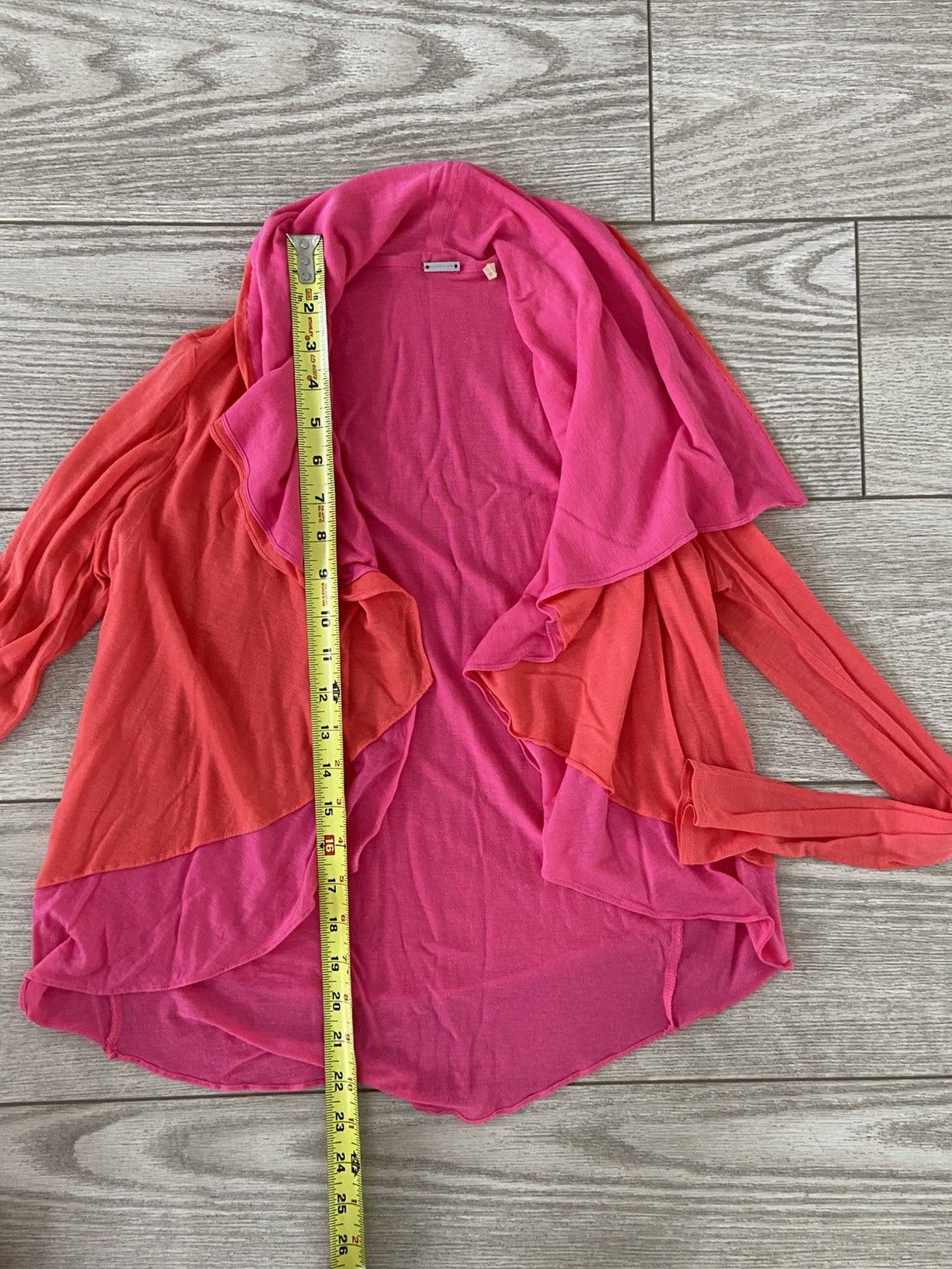 Elie Tahari Elie Tahari women’s lightweight cardigan. Size: XS. Size XS / US 0-2 / IT 36-38 - 6 Thumbnail