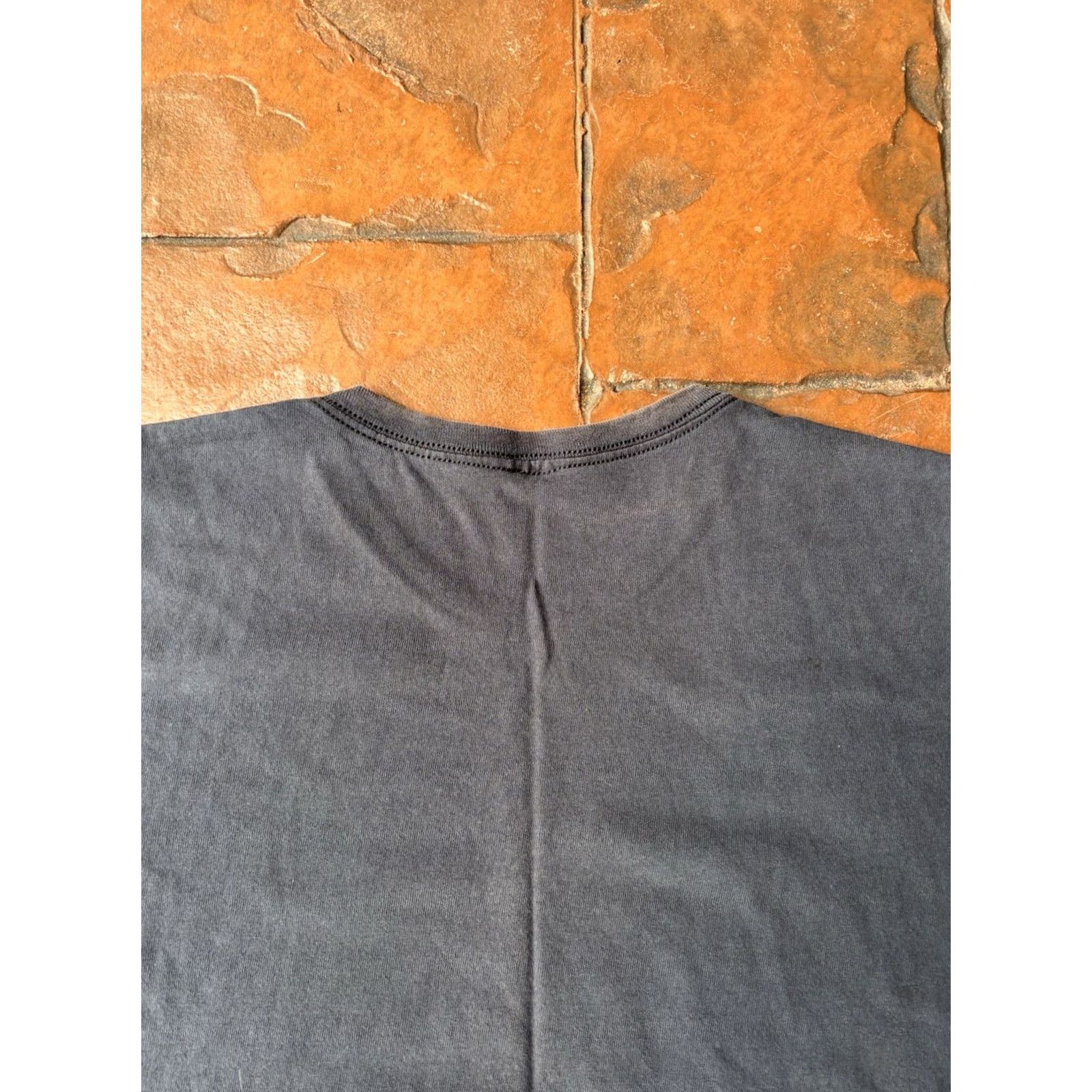 Liquid Blue Liquid Blue Dark Side Of The Moon Tour Concert T-Shirt XL Navy Black Crew Neck Short Sleeve Mens Rock Band Logo 2010s Size US XL / EU 56 / 4 - 7 Thumbnail