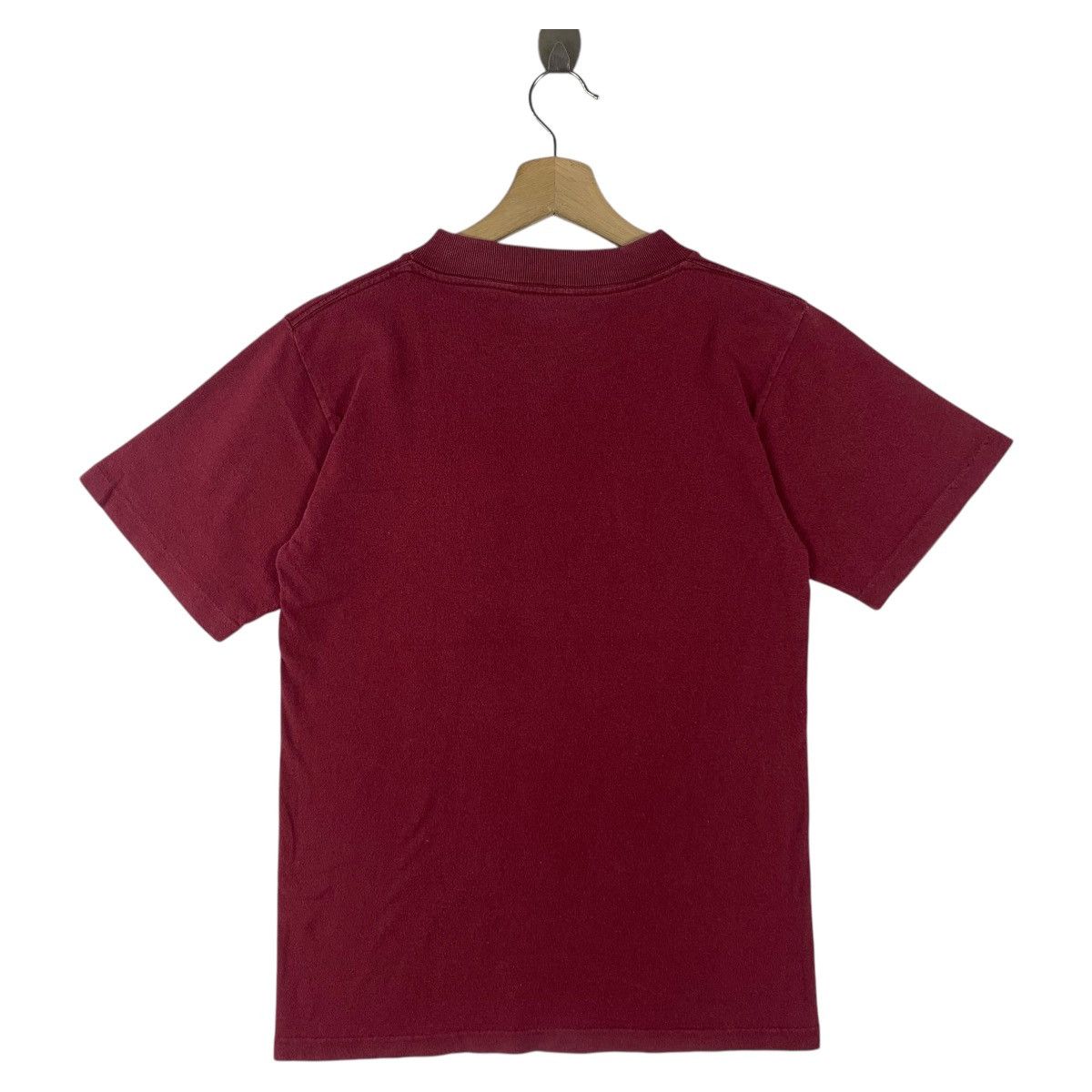 Vintage Vintage 90s YALE University Big spellout maroon colour tee Size US S / EU 44-46 / 1 - 4 Thumbnail