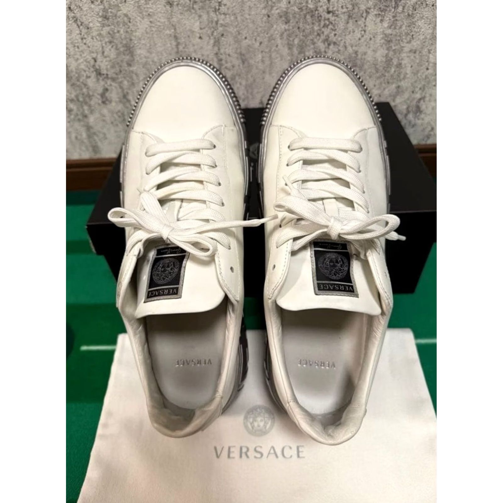 Versace Versace White Sneakers Luxury Designer Limited Edition Rare Model VHT Men 11.0US Size US 11 / EU 44 - 2 Thumbnail