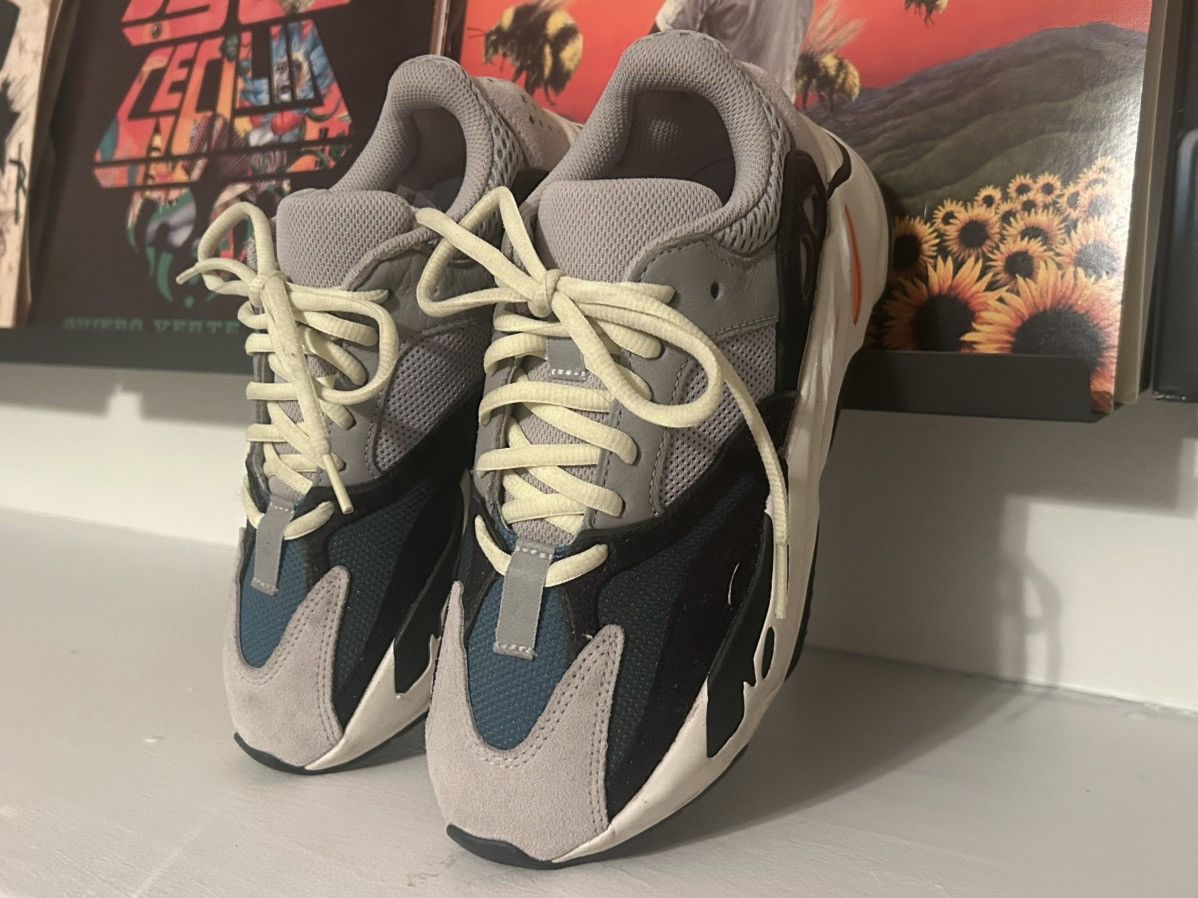 Yeezy Yeezy 700 Waverunners Size US 5 / EU 37 - 3 Thumbnail