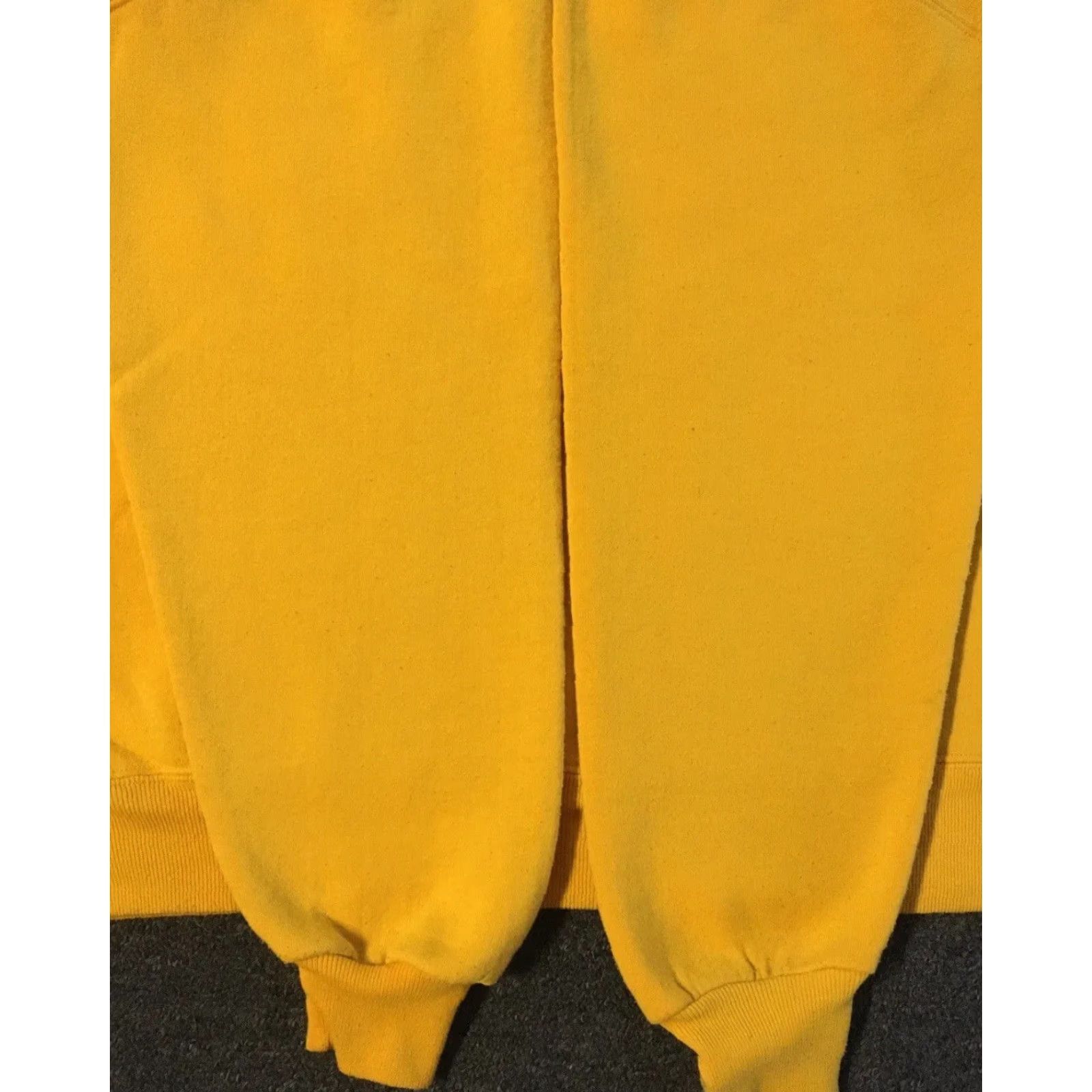 Russell Athletic VINTAGE Russell Purdue University Yellow Sweatshirt M Boys/Adults? (Please reference) Size US M / EU 48-50 / 2 - 6 Thumbnail
