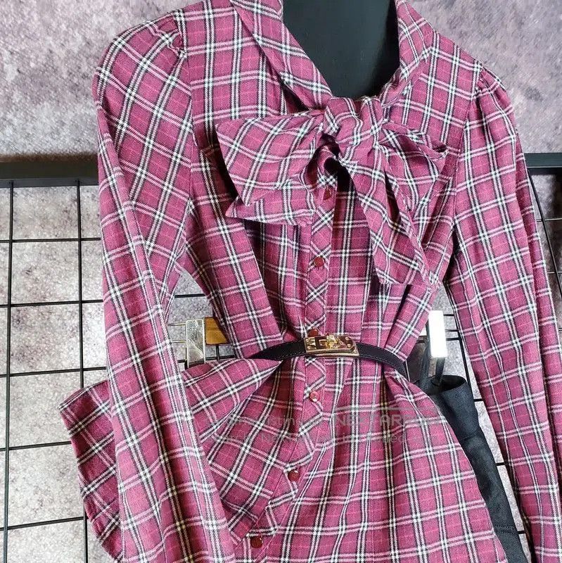 Burberry Burberry Violet Cotton Ruffled Sleeve Blouse. Size S / US 4 / IT 40 - 2 Thumbnail