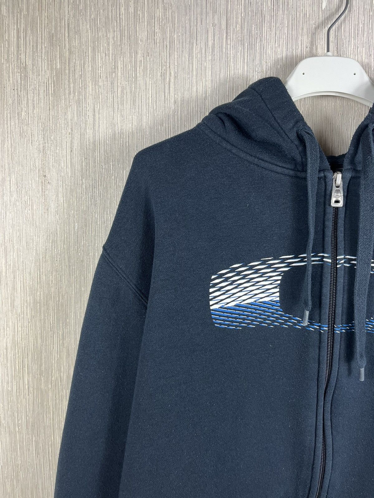 Oakley × Vintage Vintage Oakley y2k zip hoodie sweatshirt big logo elipse Size US L / EU 52-54 / 3 - 6 Thumbnail