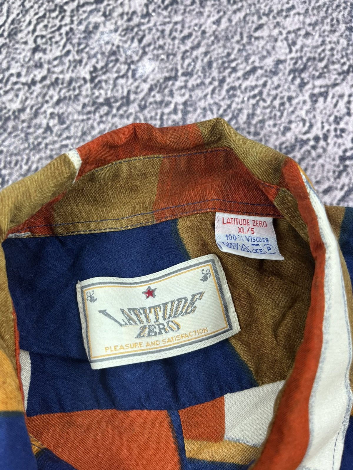 Vintage Vintage Dior Style 90S Abstract Viscose Shirt size XL Size US XL / EU 56 / 4 - 6 Thumbnail
