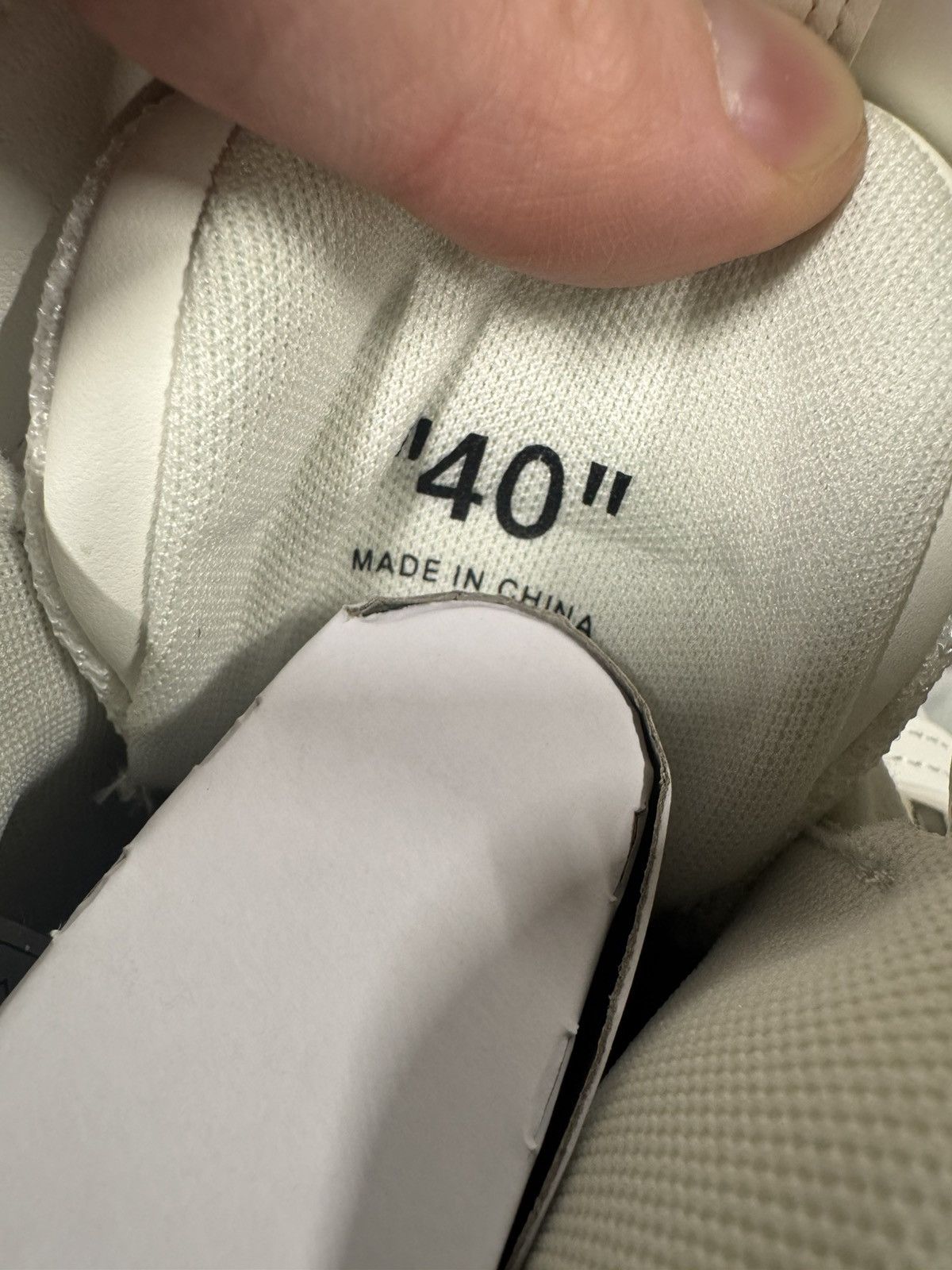 Off-White Off-White Out of Office Mid Top Leather Sneaker NEW 800$ Size US 7 / EU 40 - 10 Thumbnail