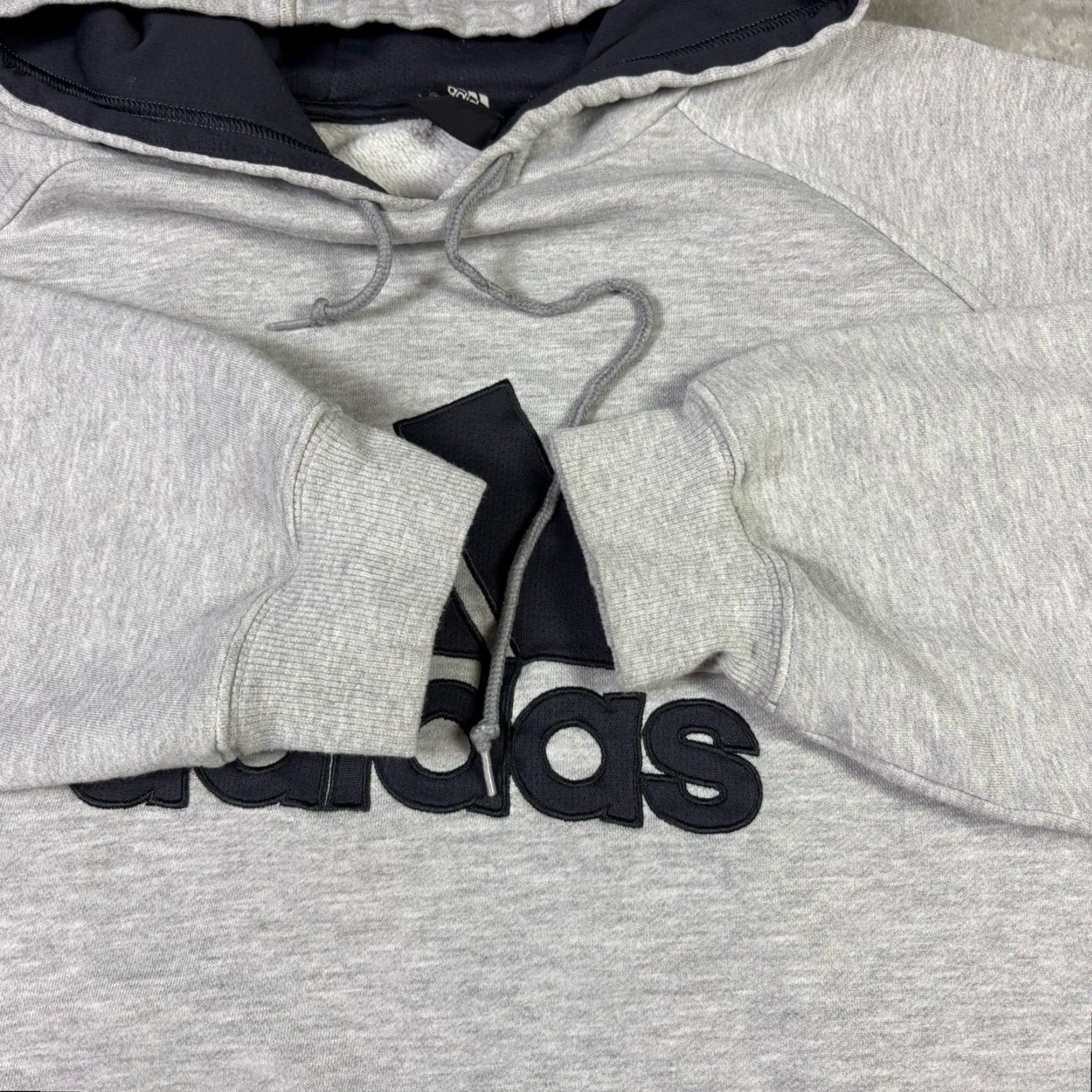 Adidas VINTAGE adidas Hoodie Black Embroidered Logo Gray Pullover 2XLT 90s USA Mens Logo Embroidered Pullover Hoodie Size US XXL / EU 58 / 5 - 5 Thumbnail