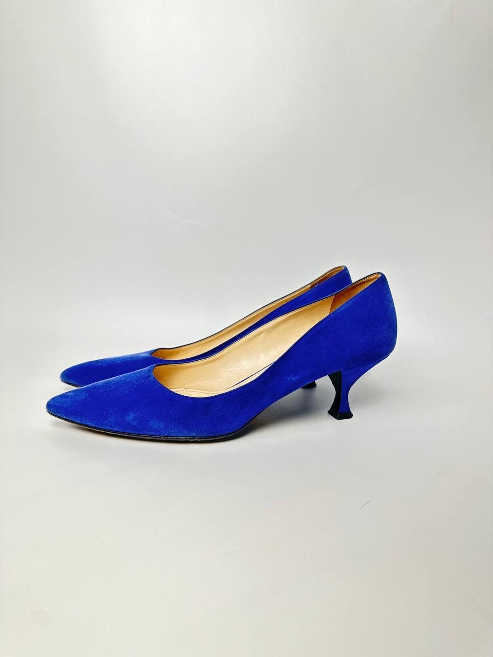Prada Prada Kitten Heels Cute Eye Catching Royal Blue Suede Size US 9 / IT 39 - 7 Thumbnail