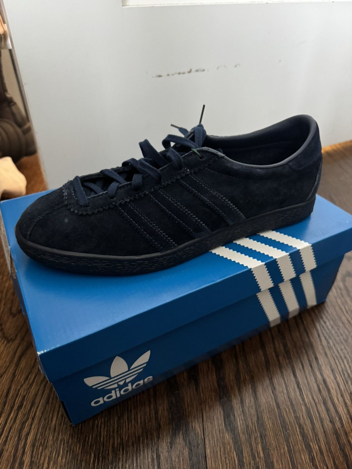 Adidas adidas Tobacco Size US 6 / EU 39 - 2 Thumbnail