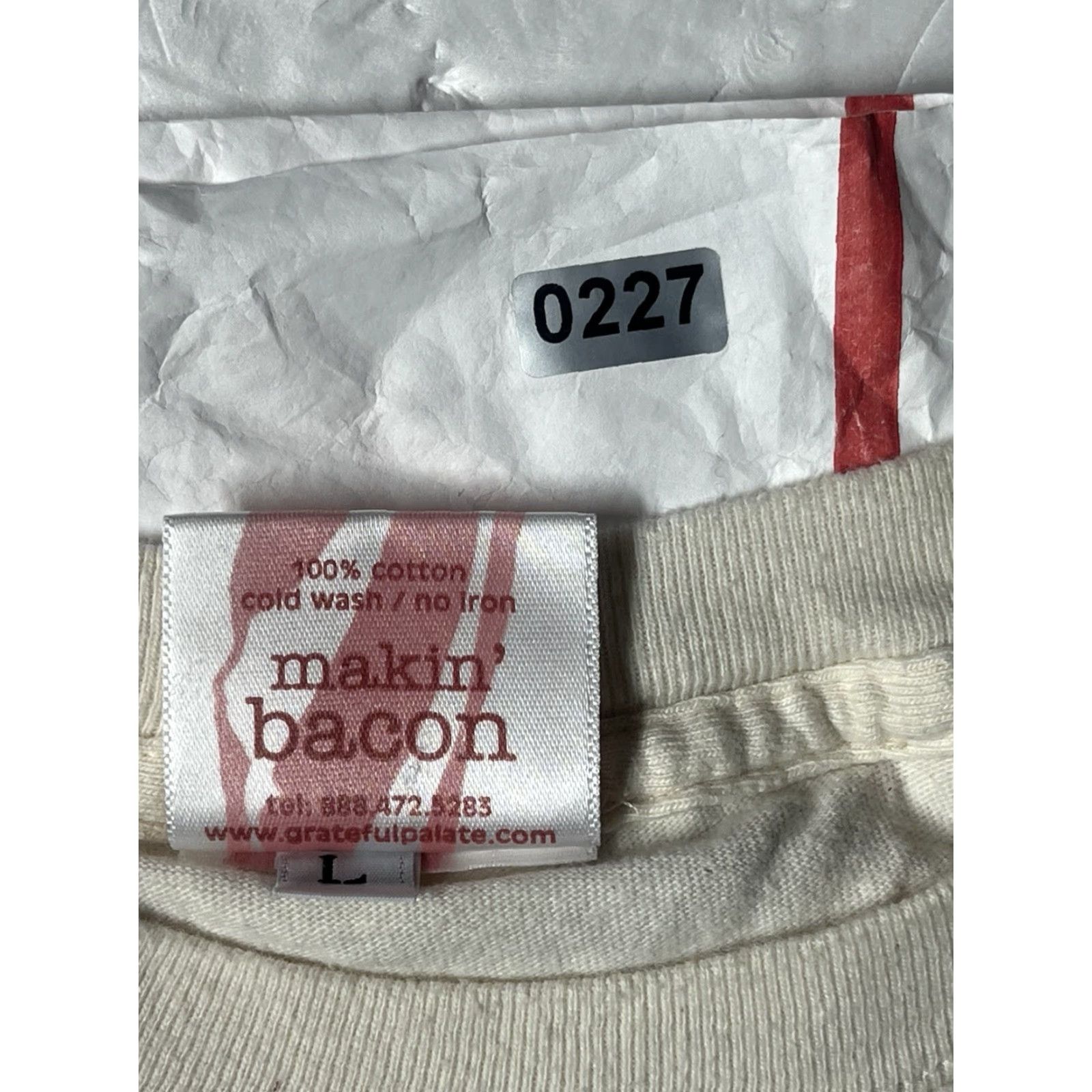 Vintage Bacon of the Month Club Pocket T Shirt Beige Short Sleeve Size Men's Large Size US L / EU 52-54 / 3 - 7 Thumbnail