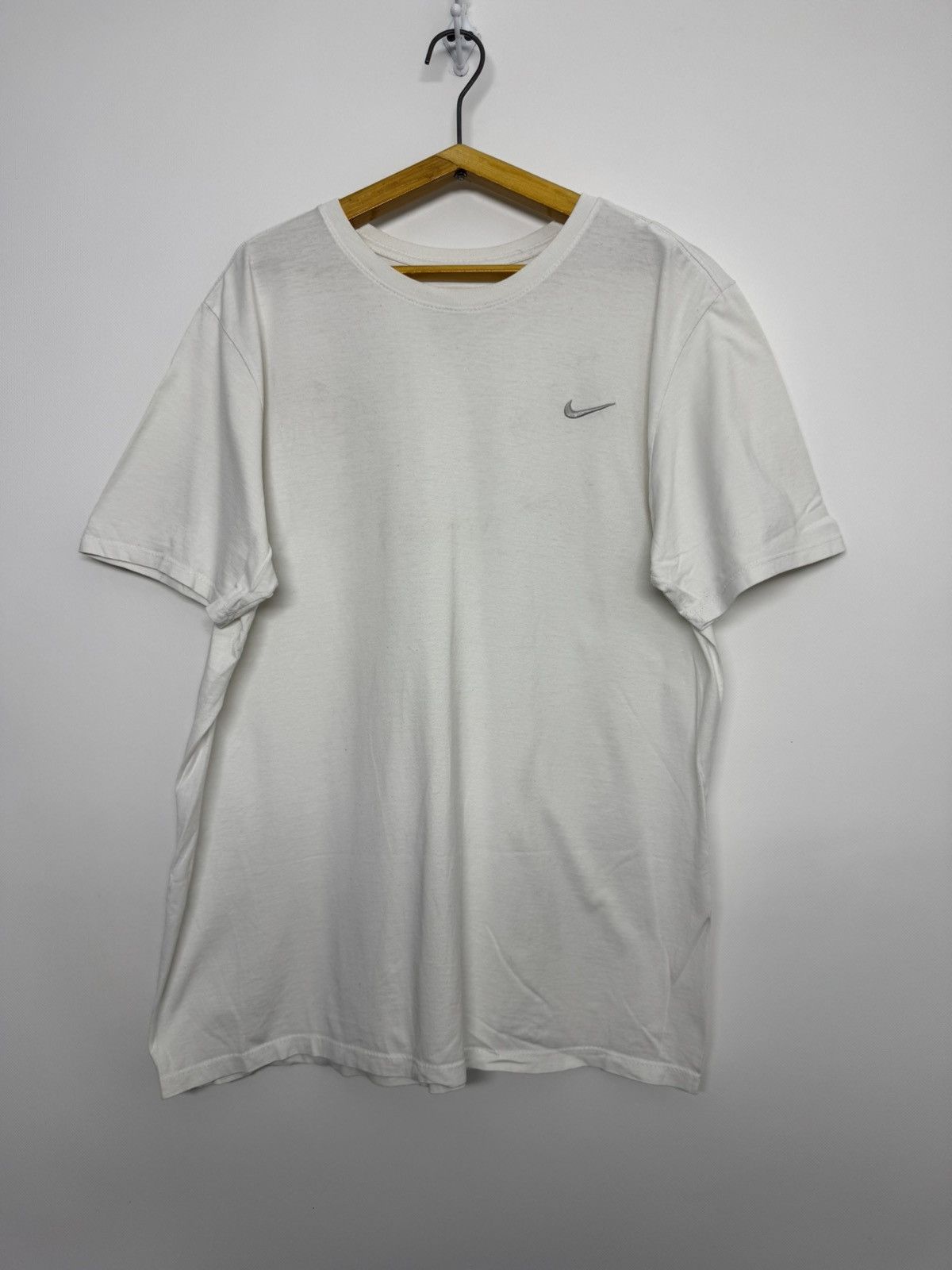 Nike Vintage Y2k Nike Swoosh Logo T-Shirt Size US L / EU 52-54 / 3 - 4 Thumbnail