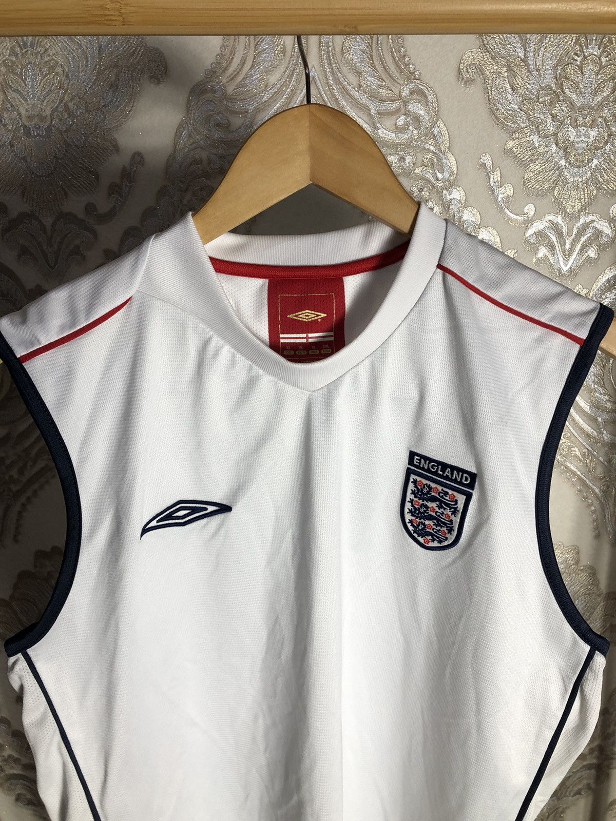 Vintage VERY RARE ENGLAND MANCHESTER RETRO SOCCER JERSEY Y2K 90s Size US XL / EU 56 / 4 - 2 Thumbnail