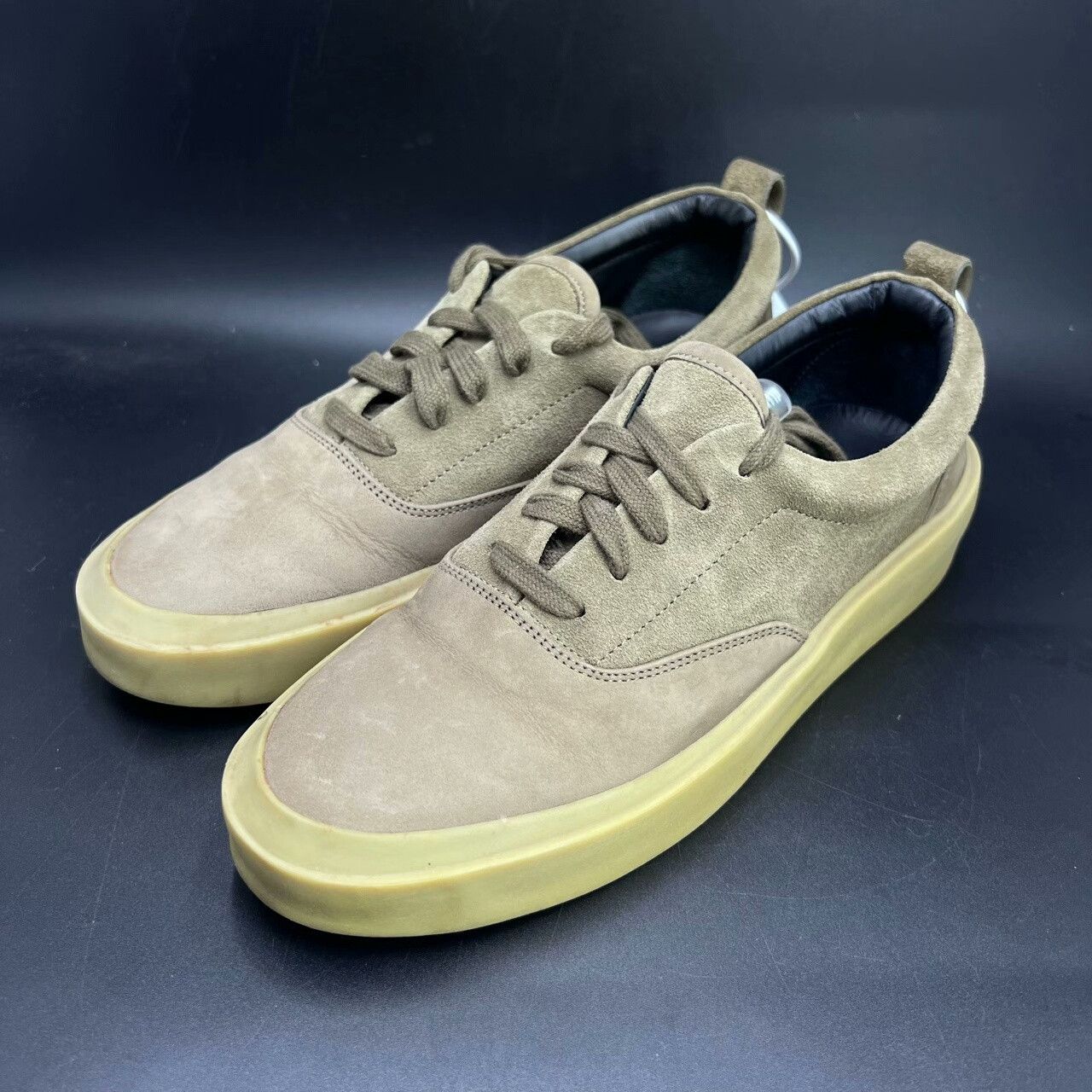 Fear of God Fear of God Retro Beige Lowtop Sneakers 40 Men Size US 7.5 / EU 40-41 - 1 Thumbnail