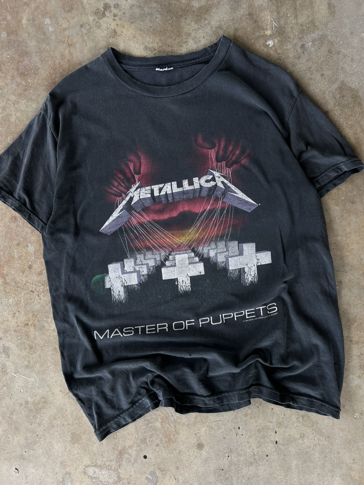 Band Tees Vintage 90’s Metallica Master Puppets Rock Tour Band T Shirt Size US M / EU 48-50 / 2 - 2 Thumbnail