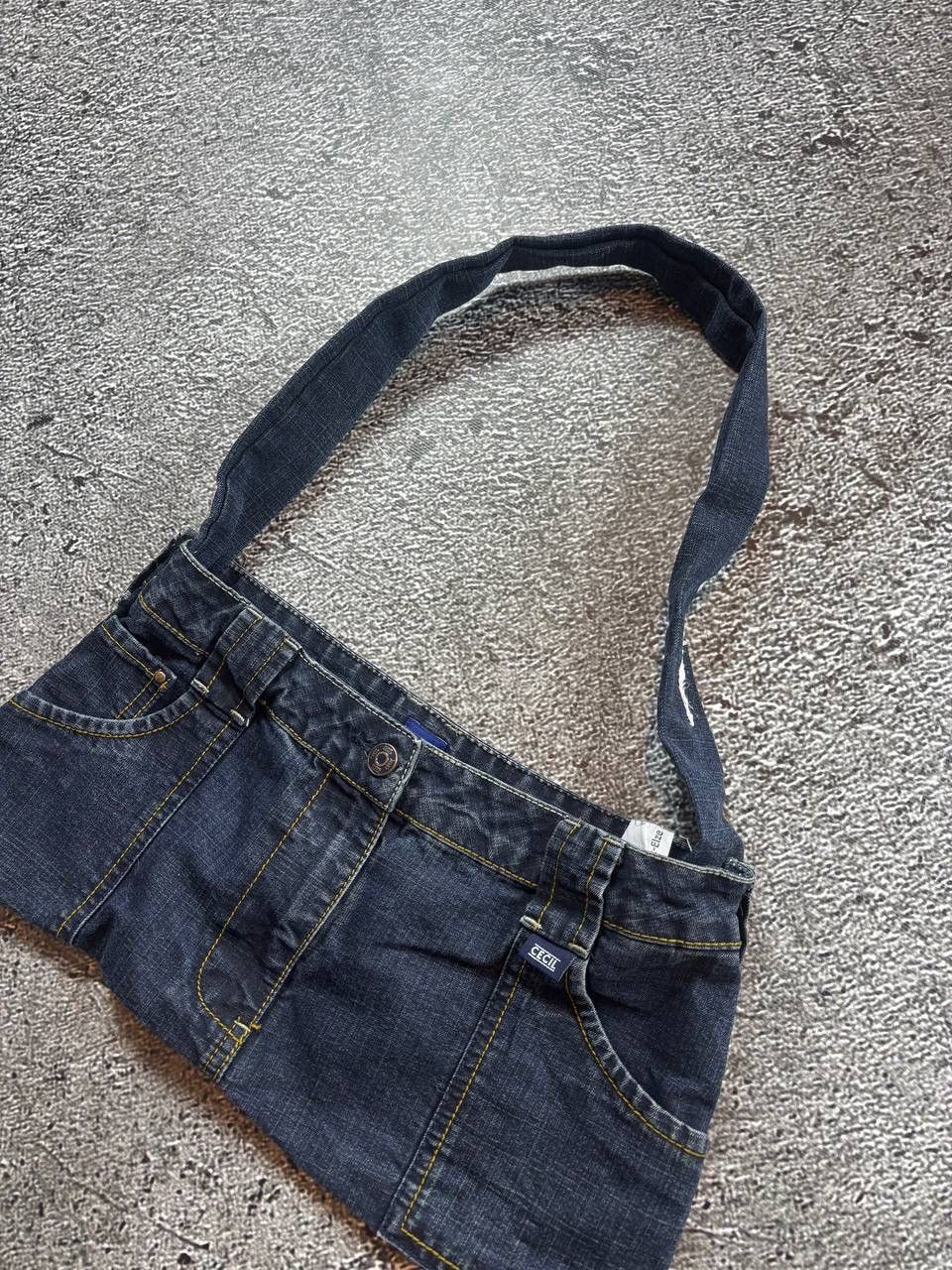 Japanese Brand Vintage Y2K Denim Mini Shoulder Bag Distressed Jeans Purse Size ONE SIZE - 3 Thumbnail