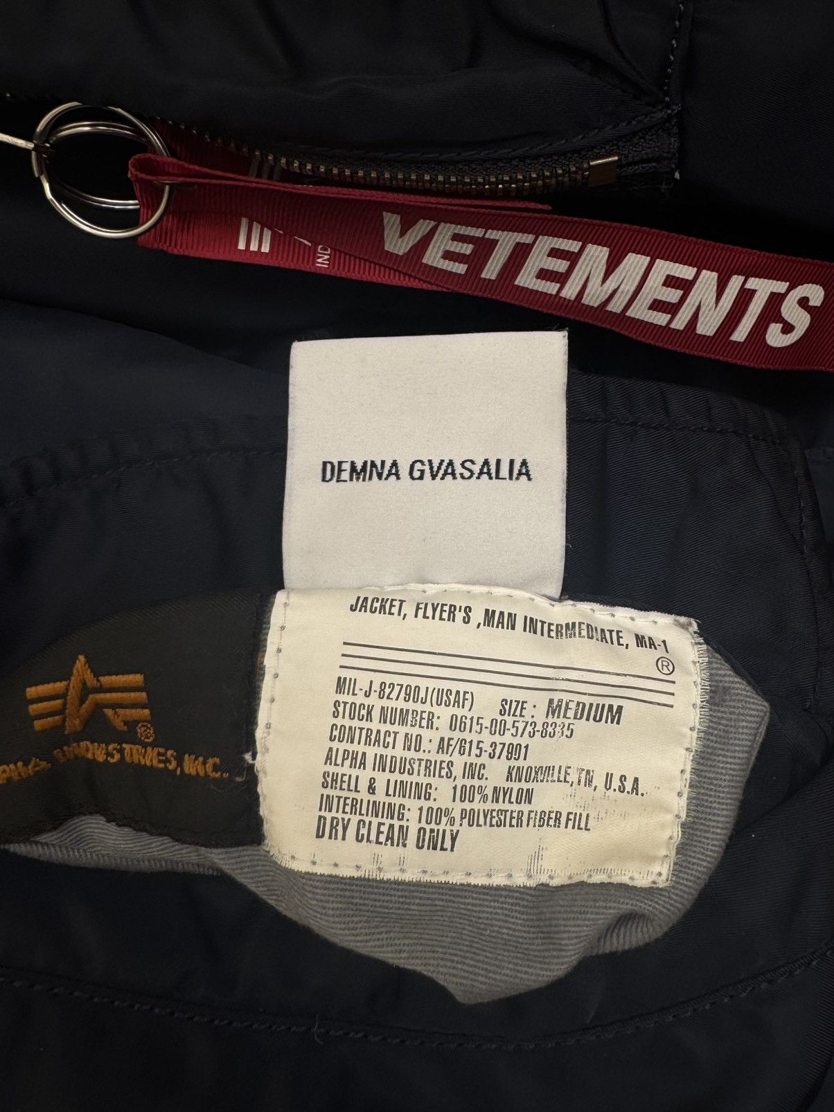 Vetements Vetements 18AW Runway MA-1 Bomber Jacket Size US M / EU 48-50 / 2 - 9 Thumbnail