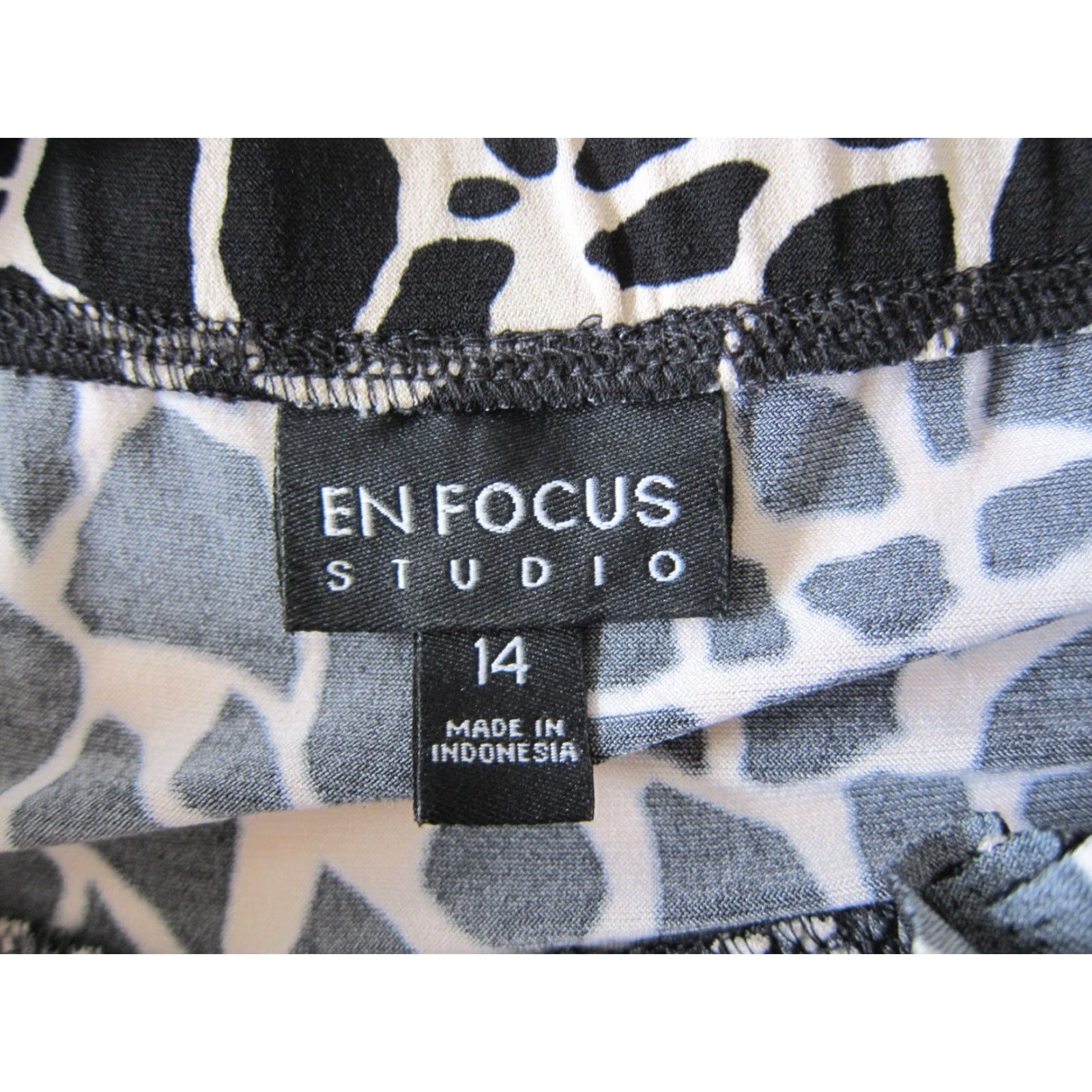 Vintage En Focus Studio Black White Zebra Ruffle Stretch Empire Slip Sun Tank Dress 14 Size XL / US 12-14 / IT 48-50 - 5 Thumbnail