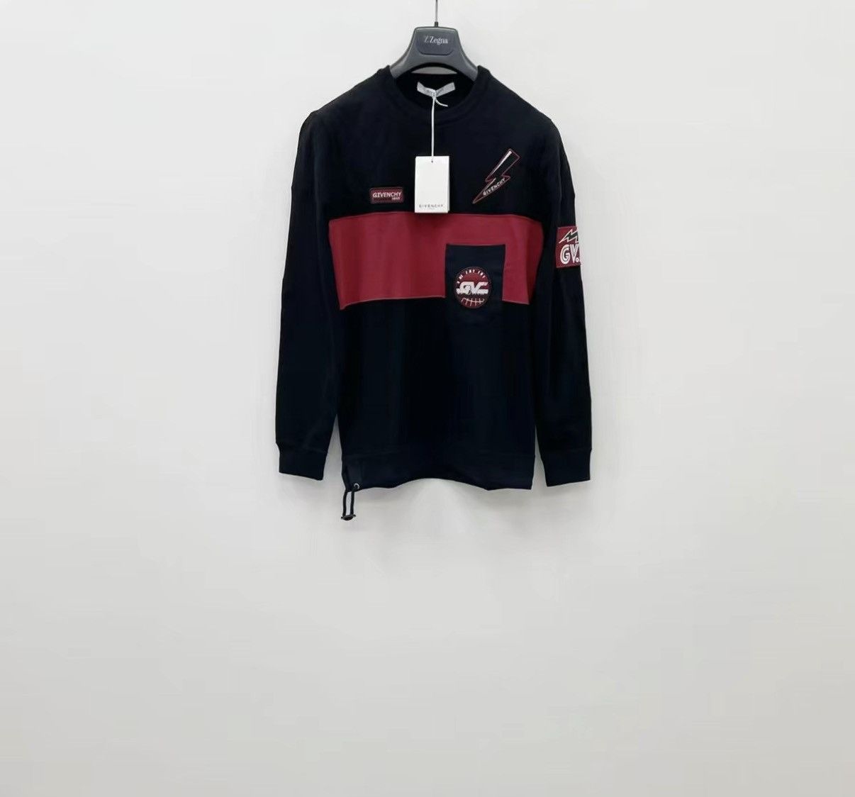 Givenchy GIVENCHY Heavyweight Embroidered Cotton Sweatshirt J30 Size US M / EU 48-50 / 2 - 1 Thumbnail