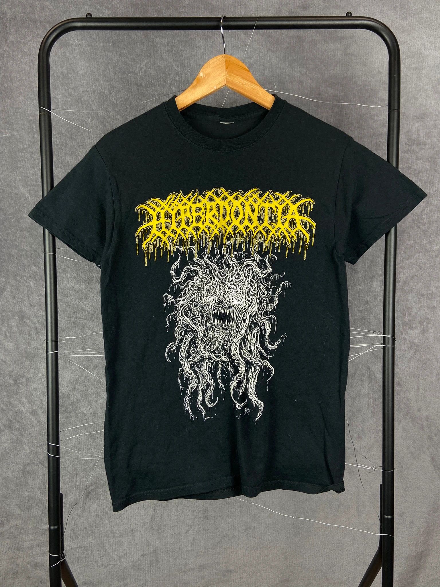 Vintage Deathcore Band Merch Black Tee S Yellow Graphic Size US S / EU 44-46 / 1 - 1 Thumbnail