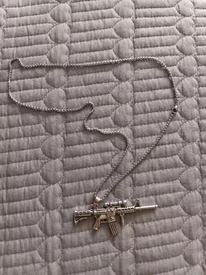 Jewelry Machine Gun Pendant Necklace Size ONE SIZE - 7 Thumbnail