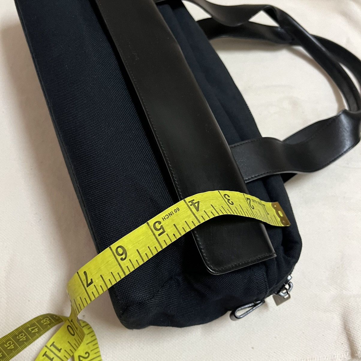 Helmut Lang × Japanese Brand × Vintage Authentic Helmut Lang Leather Shoulder Bag Size ONE SIZE - 12 Thumbnail