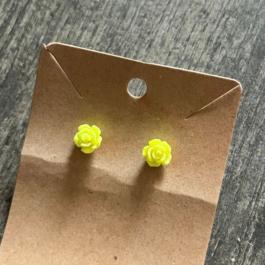 Other yellow flower stud earrings Size ONE SIZE - 2 Thumbnail