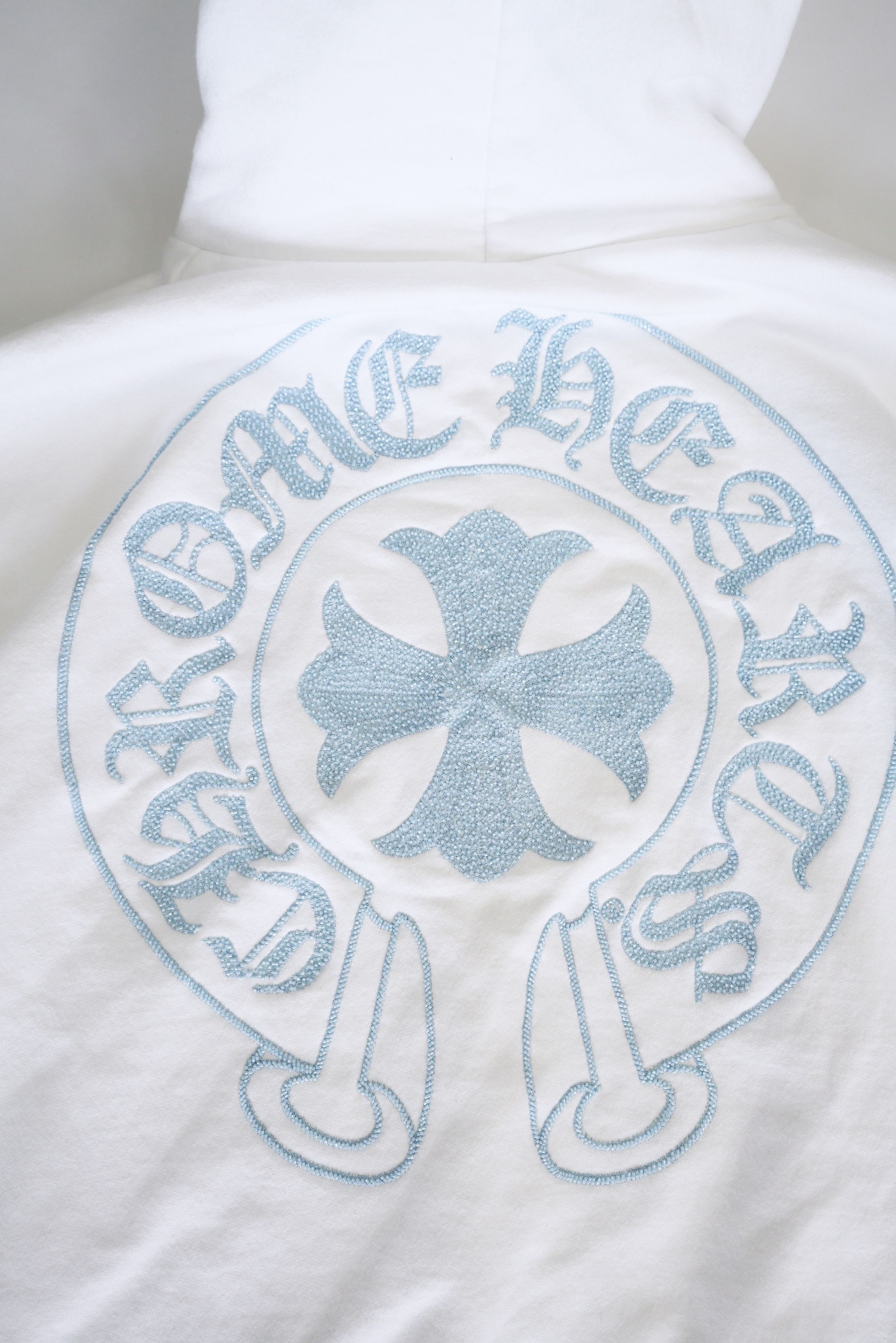 Chrome Hearts Chrome Hearts Beaded Horseshoe Logo White Zip Up Hoodie Size US S / EU 44-46 / 1 - 15 Thumbnail