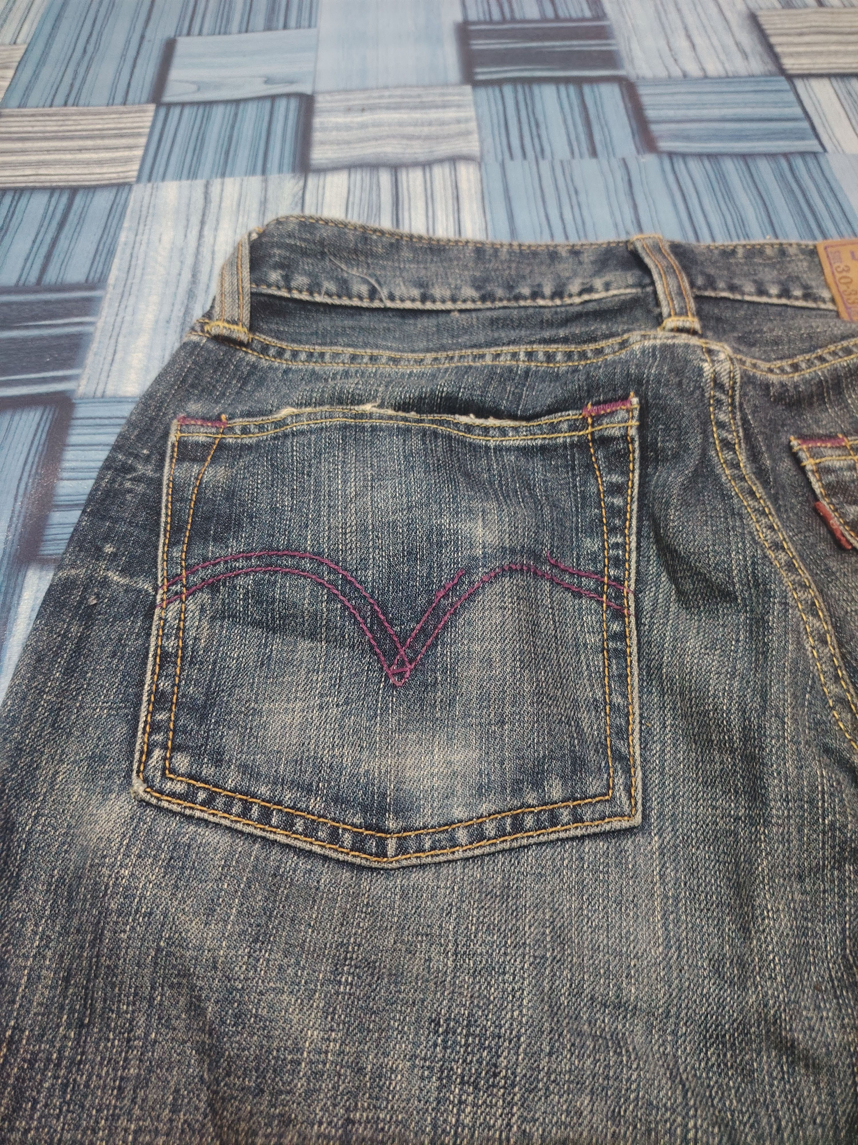 Levi's Vtg Levis 502 purple stitch Button V11 Size US 30 / EU 46 - 20 Thumbnail