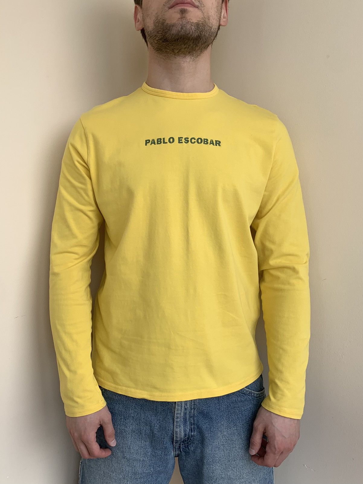 Vintage De Puta Madre 69 Pablo Escobar Long Sleeve T-Shirt Y2K 2000s Size US L / EU 52-54 / 3 - 3 Thumbnail