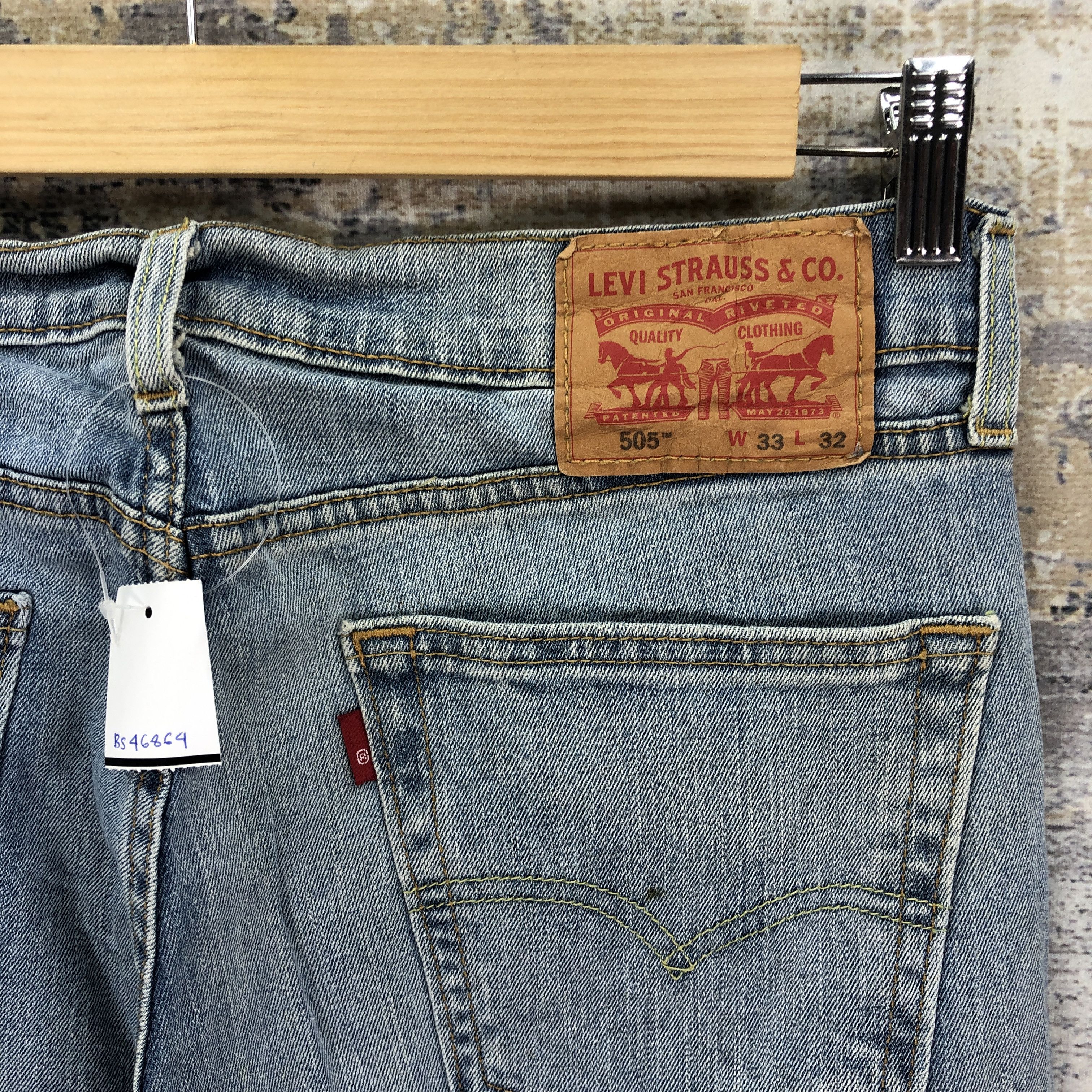 Levi's Vintage Y2K Levis 505 Faded Jeans Levi's Light Wash Denim Size US 32 / EU 48 - 5 Thumbnail