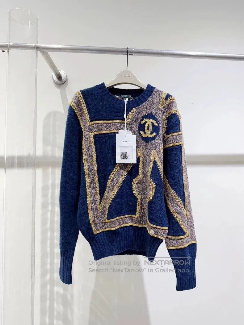 Chanel Chanel 21A Castle Series Sweater . Size US M / EU 48-50 / 2 - 1 Thumbnail