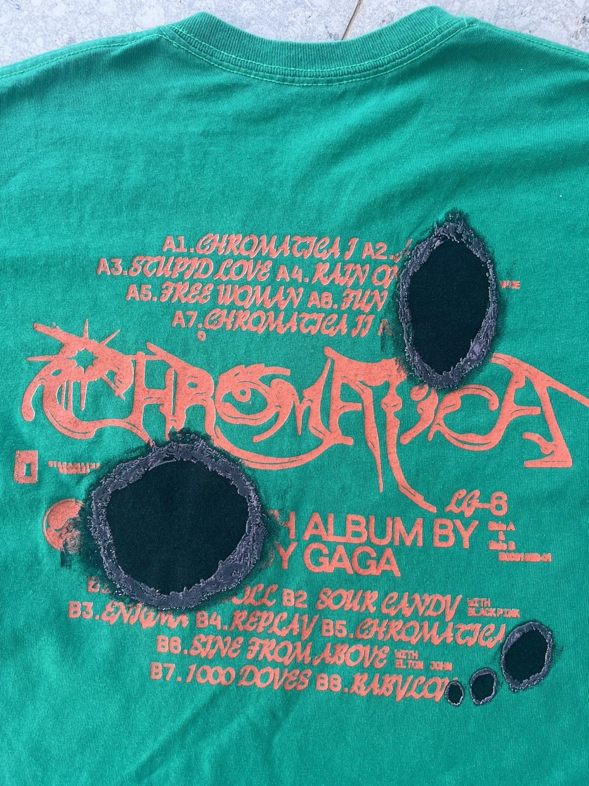 Band Tees × Vintage Vintage Lady Gaga Black Pink Chromatica t-shirt Size US M / EU 48-50 / 2 - 11 Thumbnail