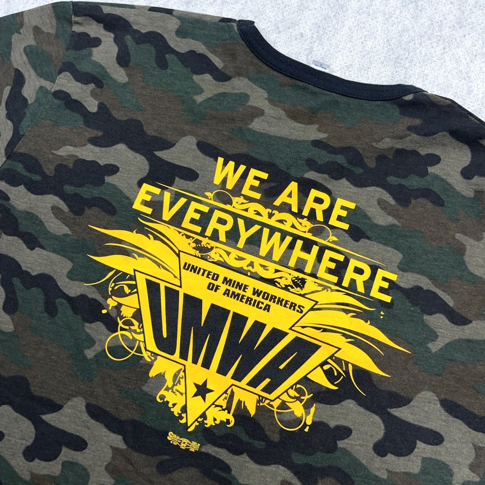 Vintage VINTAGE Windjammer UMWA Shirt Men XL Green Army Camo Tee USA United Mine Workers Y2K A84 Shirt Size US XL / EU 56 / 4 - 7 Thumbnail