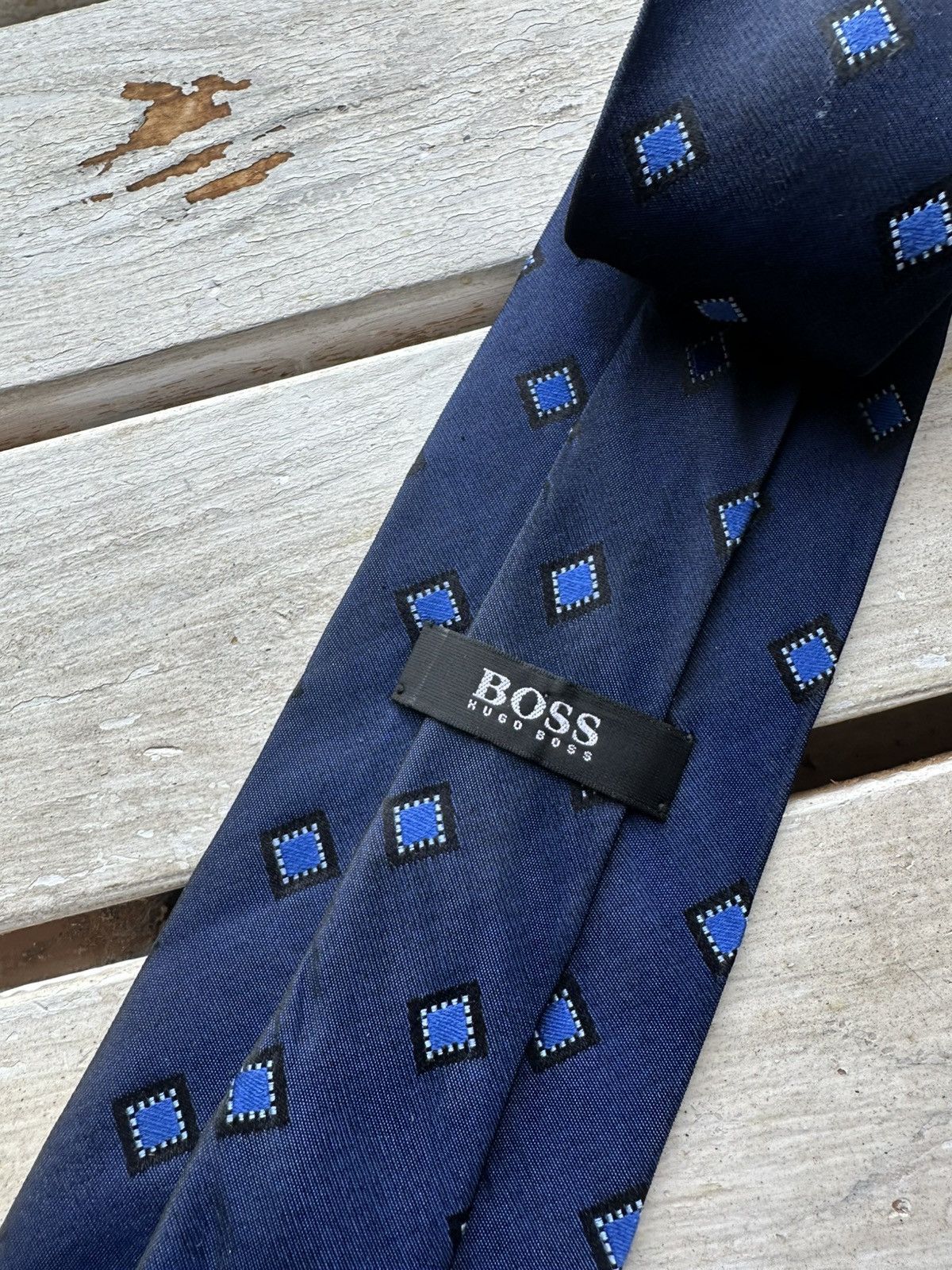 Hugo Boss 🚨Hugo Boss Tie LUXURY VINTAGE RARE OLD MONEY BASIC Size ONE SIZE - 3 Thumbnail