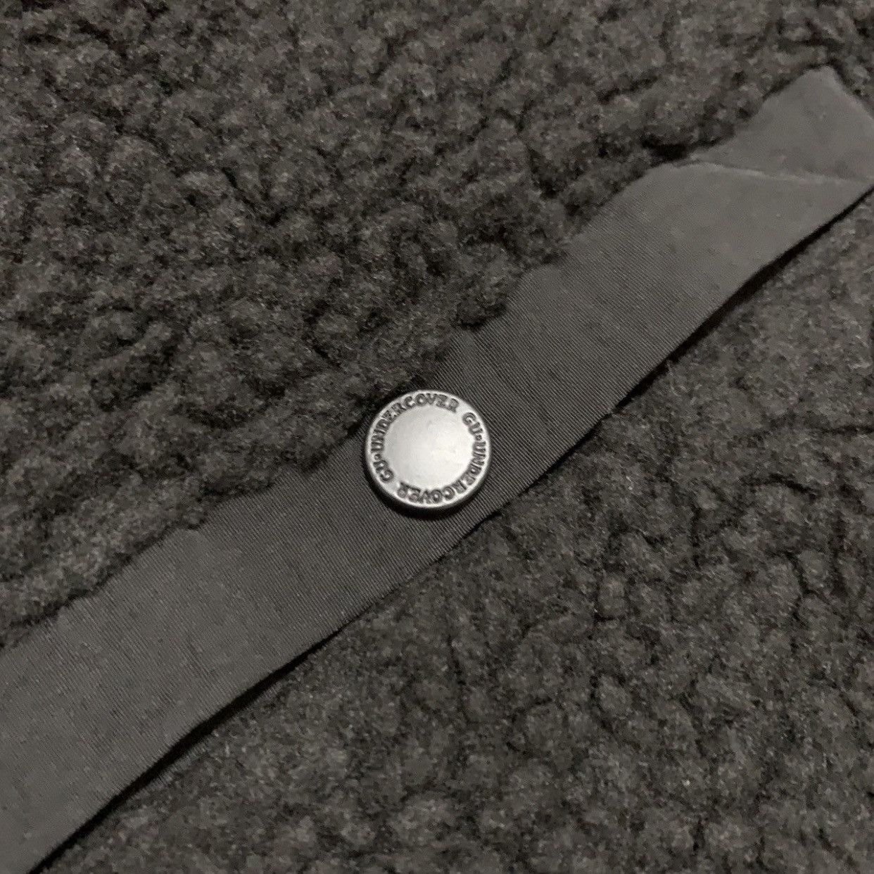 GU × Undercover GU x Undercover - Jun Takahashi Fleece Jacket Size US XL / EU 56 / 4 - 3 Thumbnail