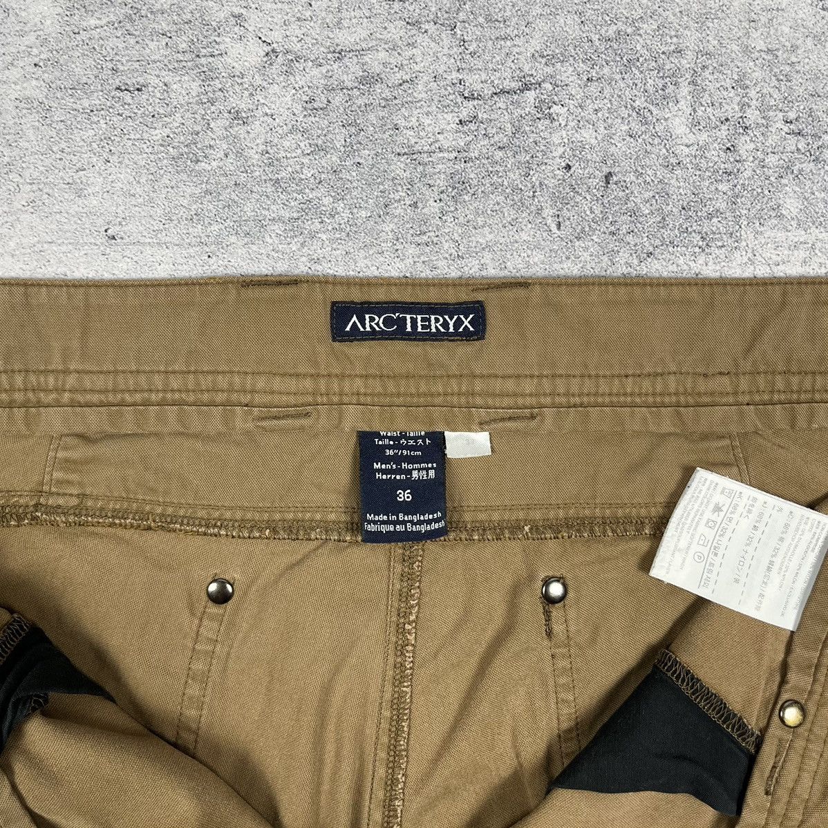 Arc'teryx Vintage Arc’teryx cargo gorpcore pants 90’s Size US 36 / EU 52 - 6 Thumbnail