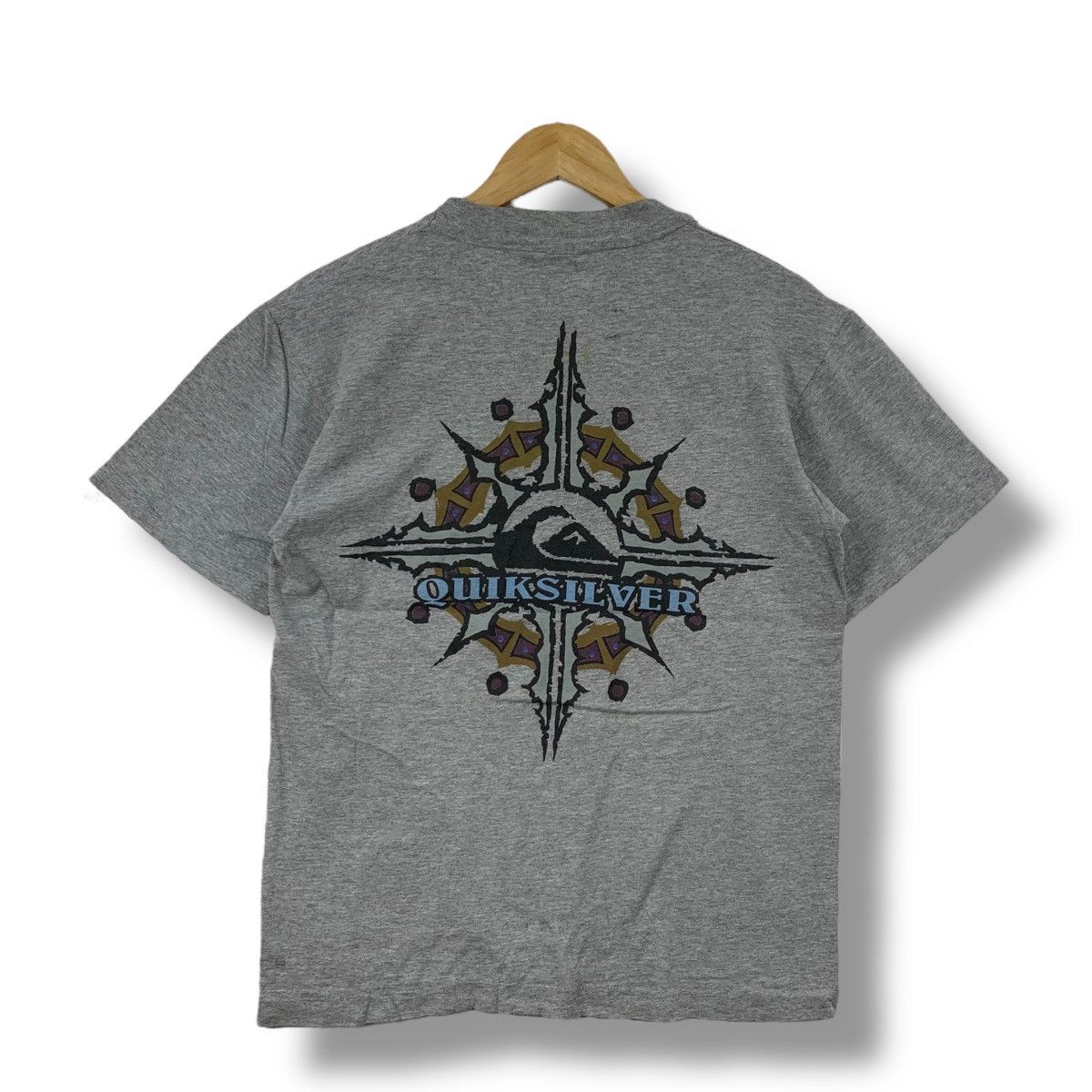 Quiksilver Vintage 90's QUIKSILVER INTERNATIONAL Graphic Surf Tee Shirt Size US M / EU 48-50 / 2 - 1 Thumbnail