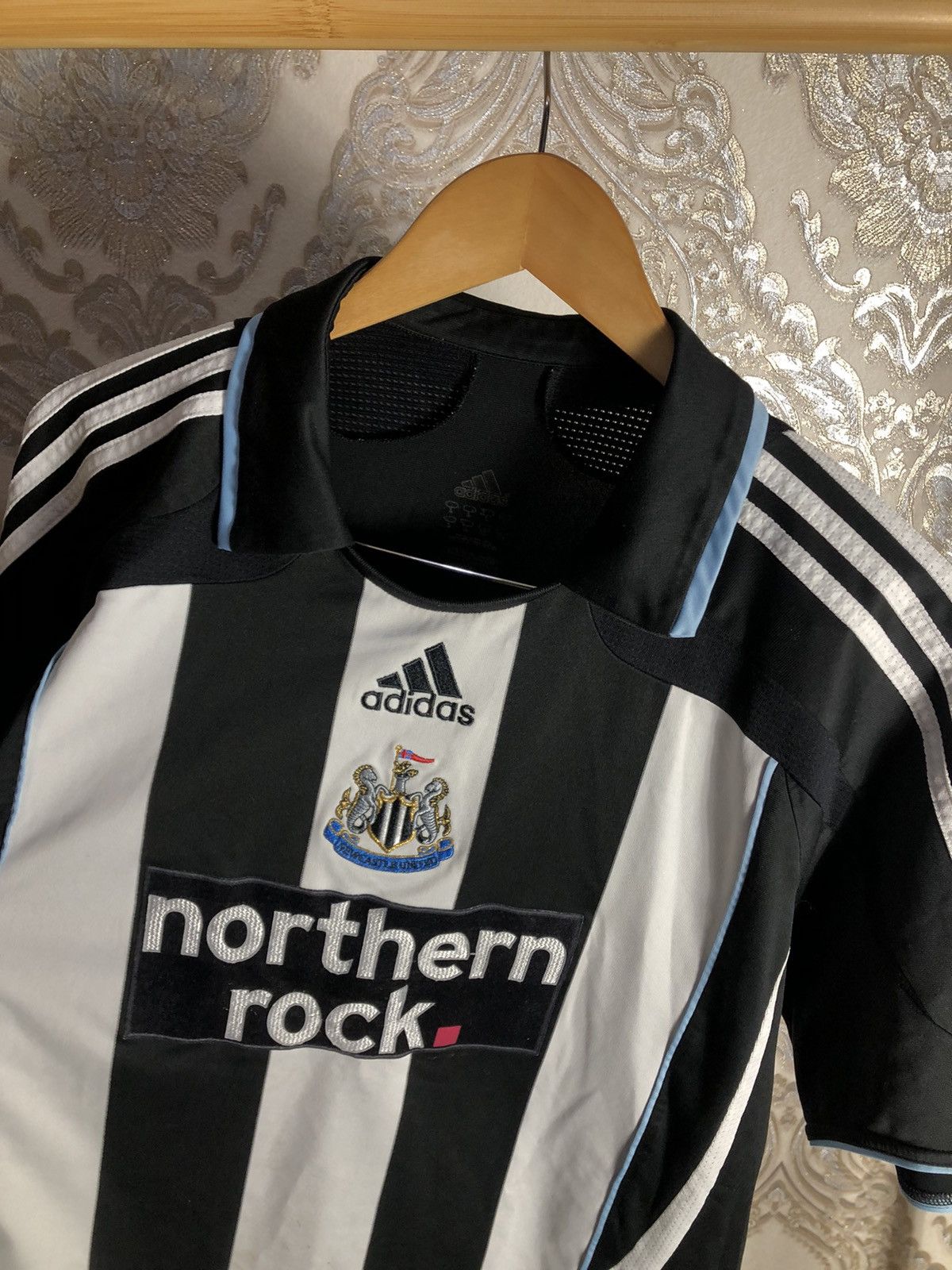 Other VERY RARE ADIDAS NEW CASTLE UNITED ENGLAND SOCCER JERSEY 90s Size US XL / EU 56 / 4 - 4 Thumbnail