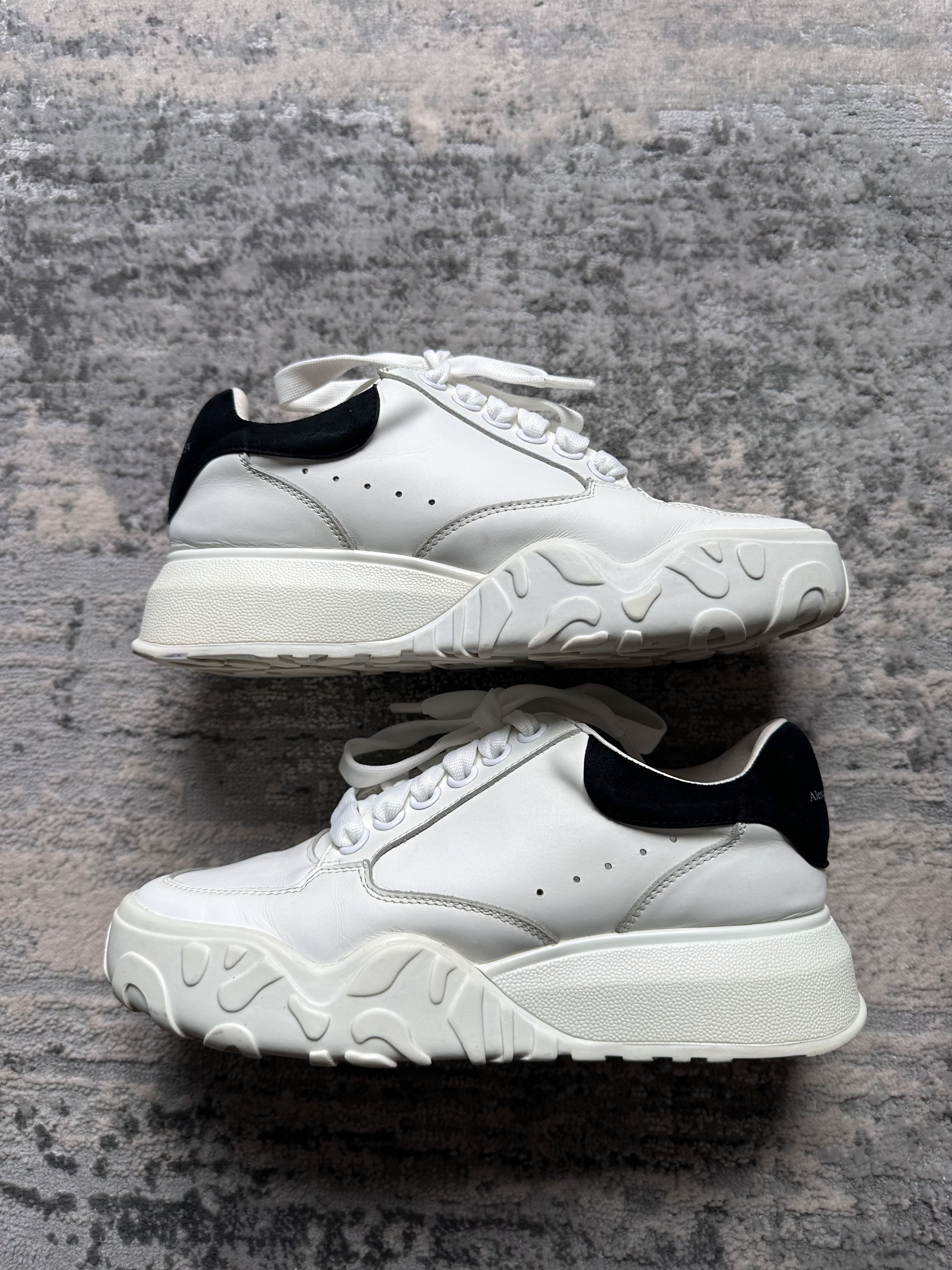 Alexander McQueen Alexander McQueen Sneakers 36 Size US 6 / IT 36 - 1 Thumbnail