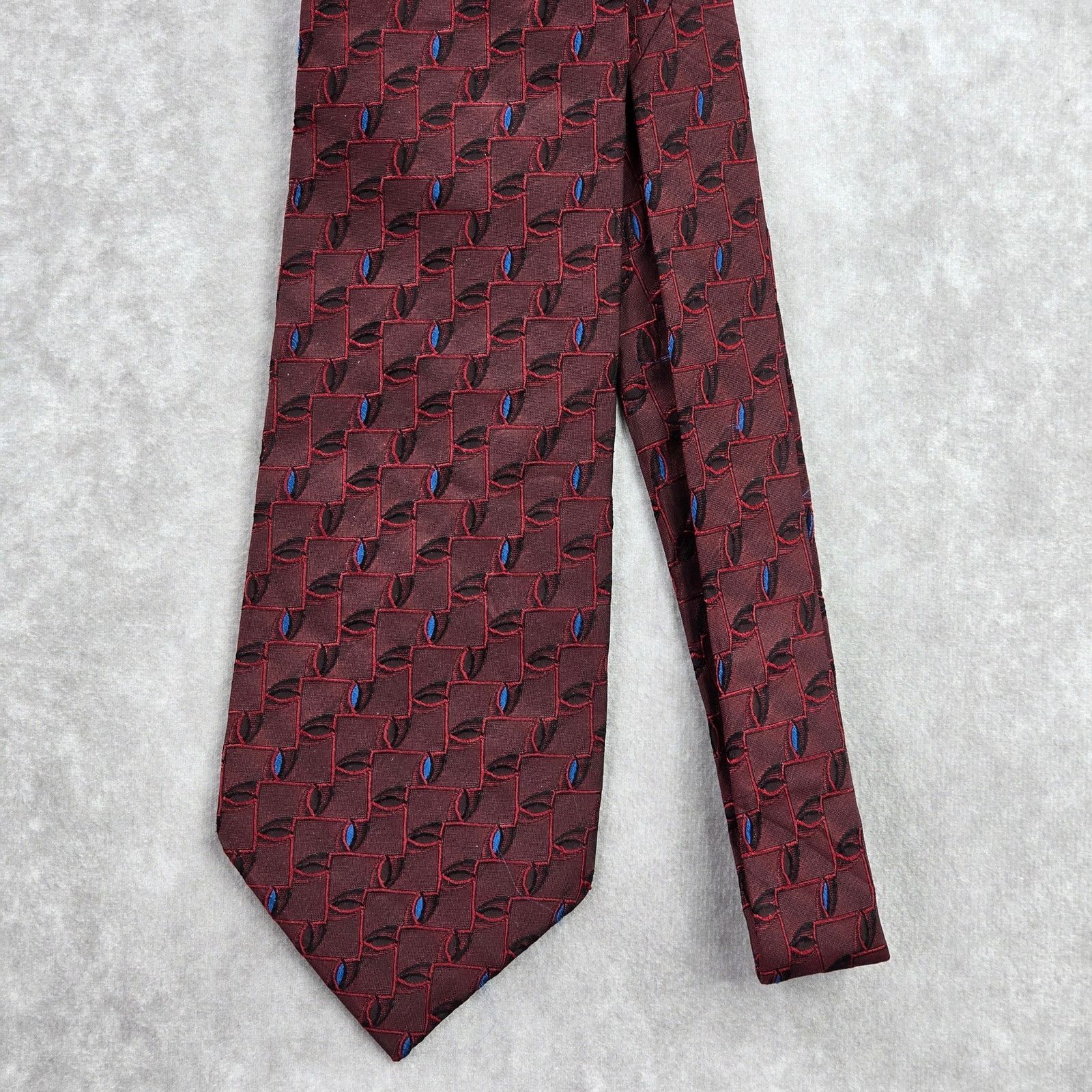 Austin Reed Austin Reed Red Blue Geometric Silk England Neck Tie NWOT Size 28 - 2 Thumbnail