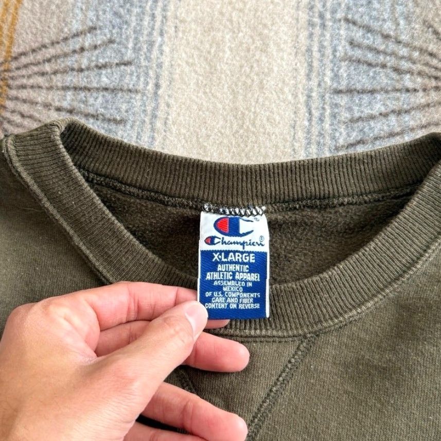 Champion VINTAGE Champion Embroidered Crewneck Sweatshirt Men XL Brown 90s Crew Neck Long Sleeve Pullover Solid Sweatshirt Regular Fit World Mexico Size US XL / EU 56 / 4 - 2 Thumbnail