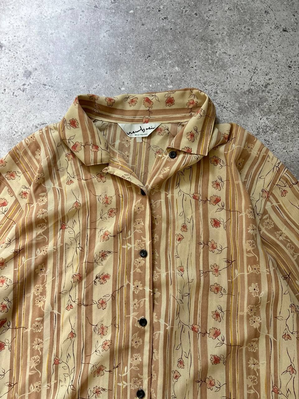 Japanese Brand Japanese Flower Shirt by Belle Maison Size M-L Size US M / EU 48-50 / 2 - 4 Thumbnail