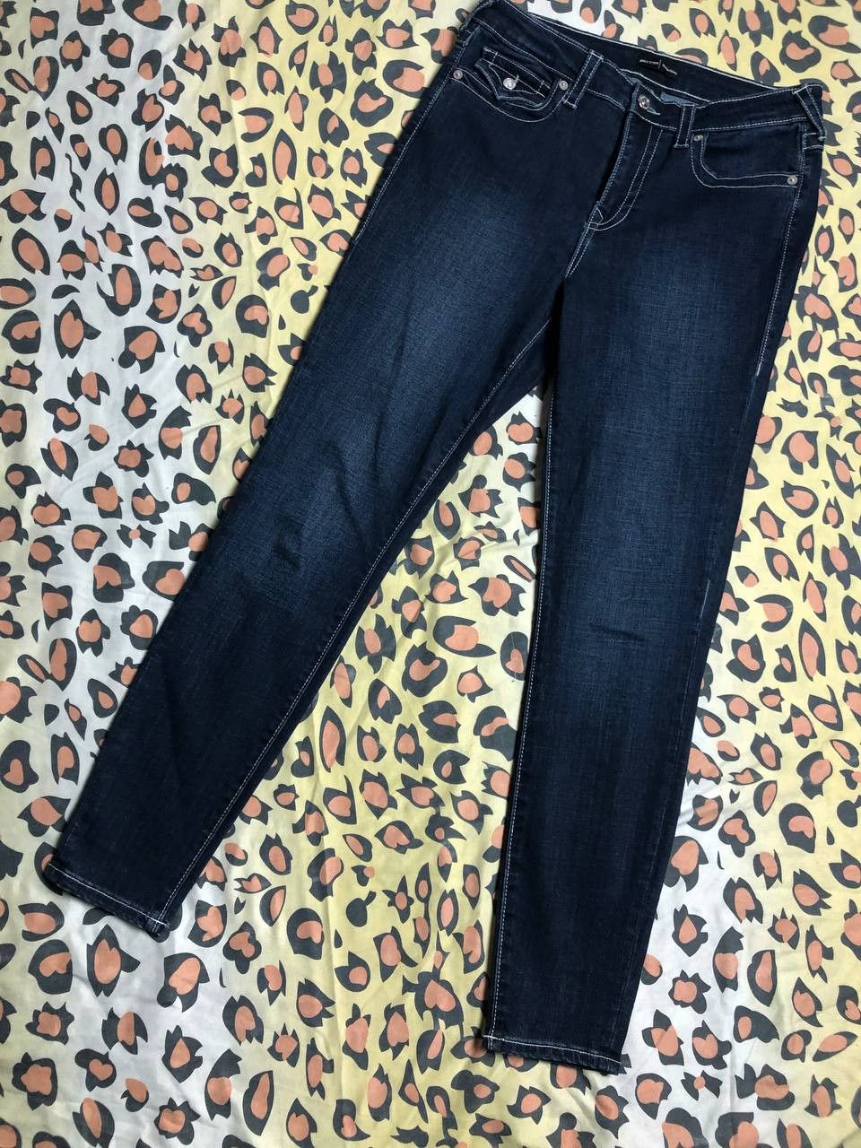 True Religion × Vintage Vintage True Religion Bobby Big T Y2K Denim Flare Jeans Size 30" / US 8 / IT 44 - 13 Thumbnail