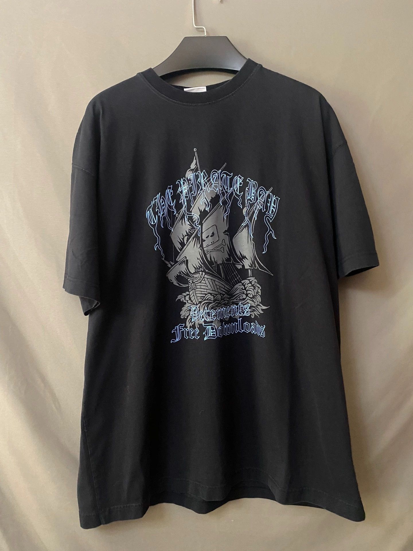 Vetements Vetements Pirate Bay T-shirt | Grailed