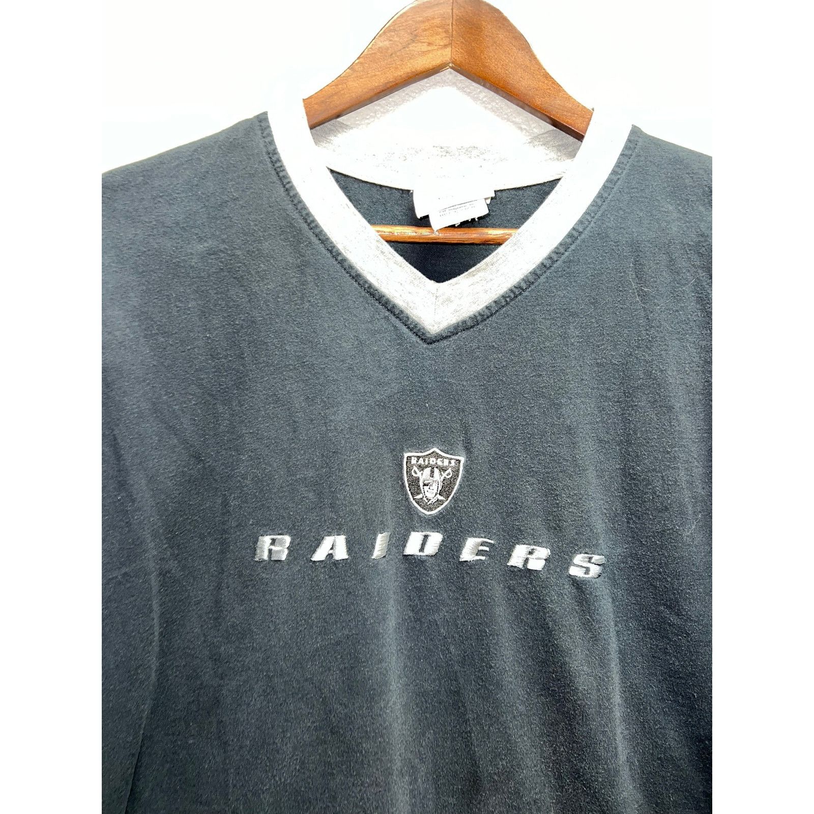 NFL Oakland Raiders Long Sleeve Shirt Tee NFL Black Silver XL Size US XL / EU 56 / 4 - 2 Thumbnail
