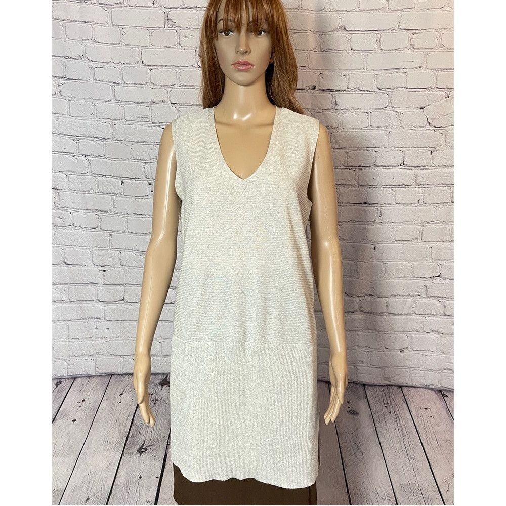 White House Black Market White House Black Market Knit Rayon Beige Sleeveless Top Ve Size L / US 10 / IT 46 - 1 Thumbnail