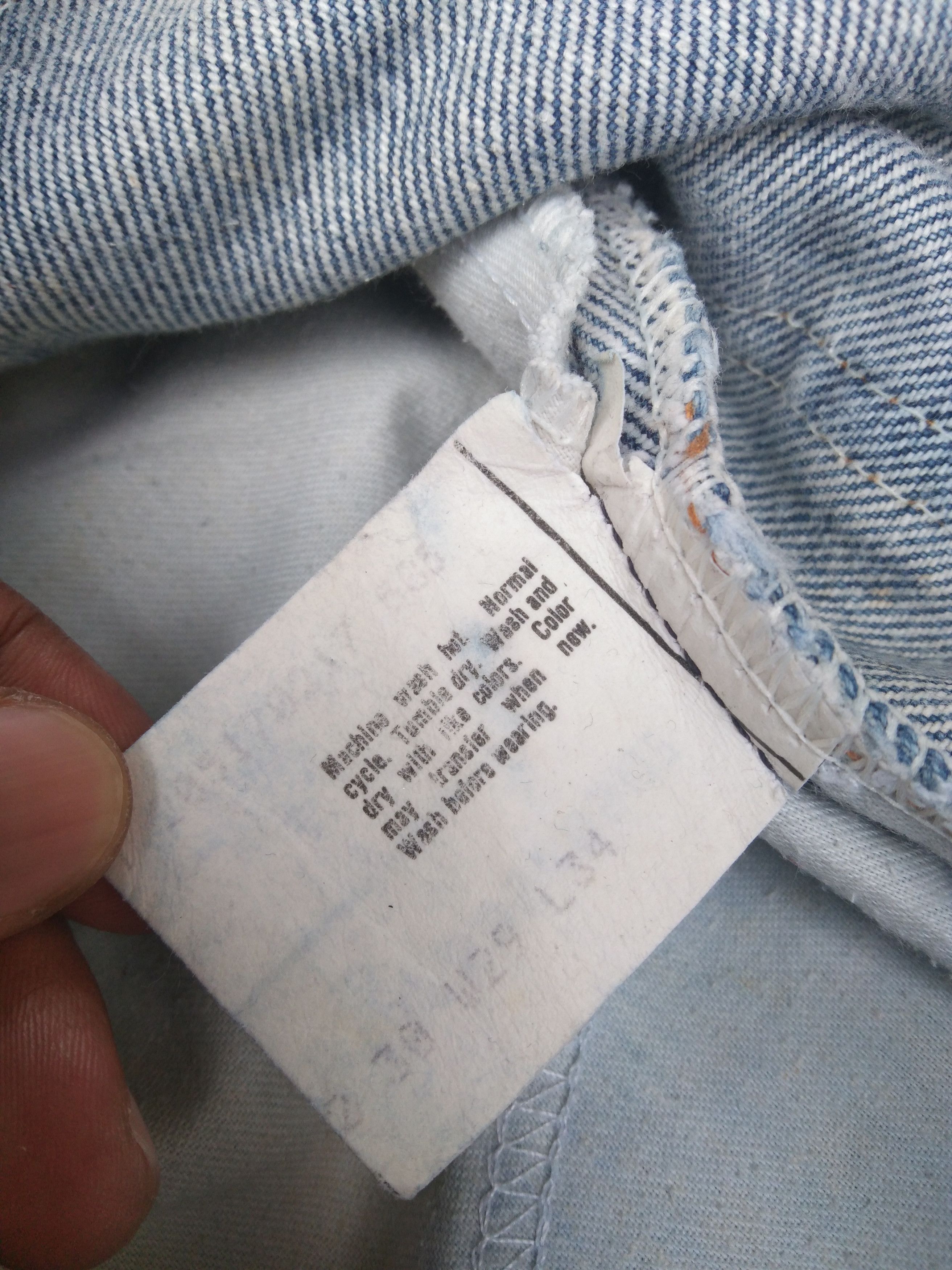 Levi's 80s Vintage Levi's 517 Made In USA Boot Cut Distressed Jeans Size US 29 - 9 Thumbnail